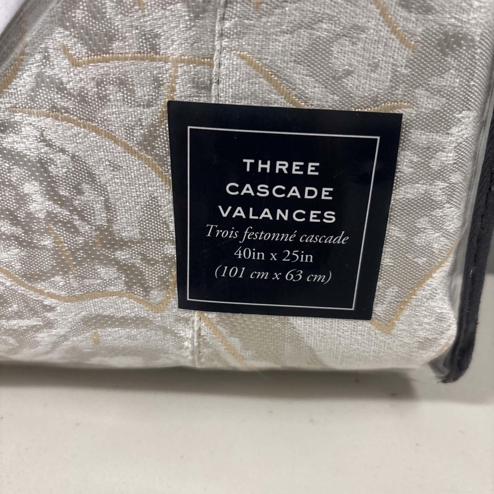 Waterford Belissa Three Cascade Valances 40×25” CNBLSA W108C3 Champagne Silver