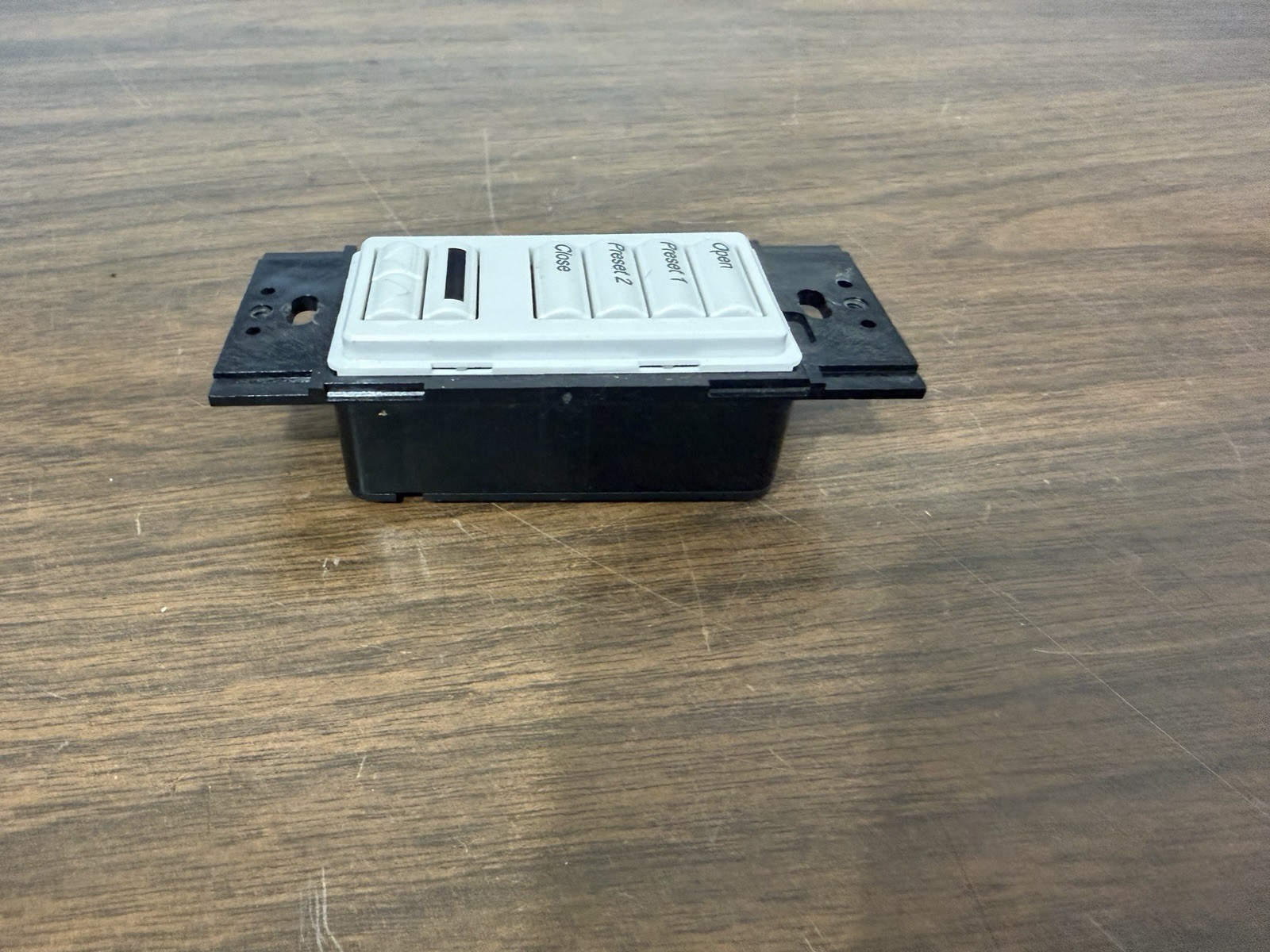 Lutron Sivoia QED SQD-4EI-WH-E01 Used Conditions , Works