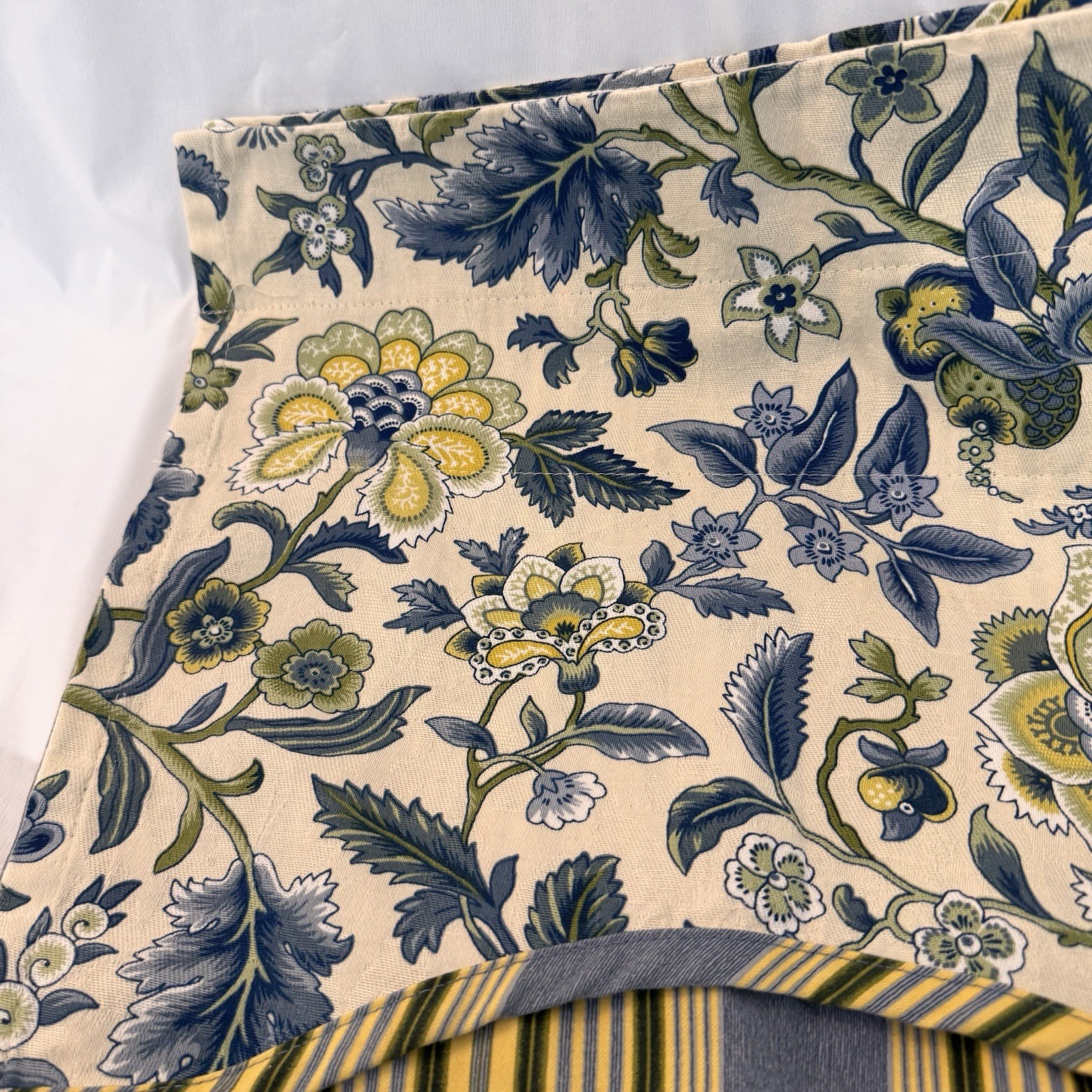 WAVERLY Valance Imperial Dress Porcelain Scallop 2-Layer Blue Floral Stripe 78”