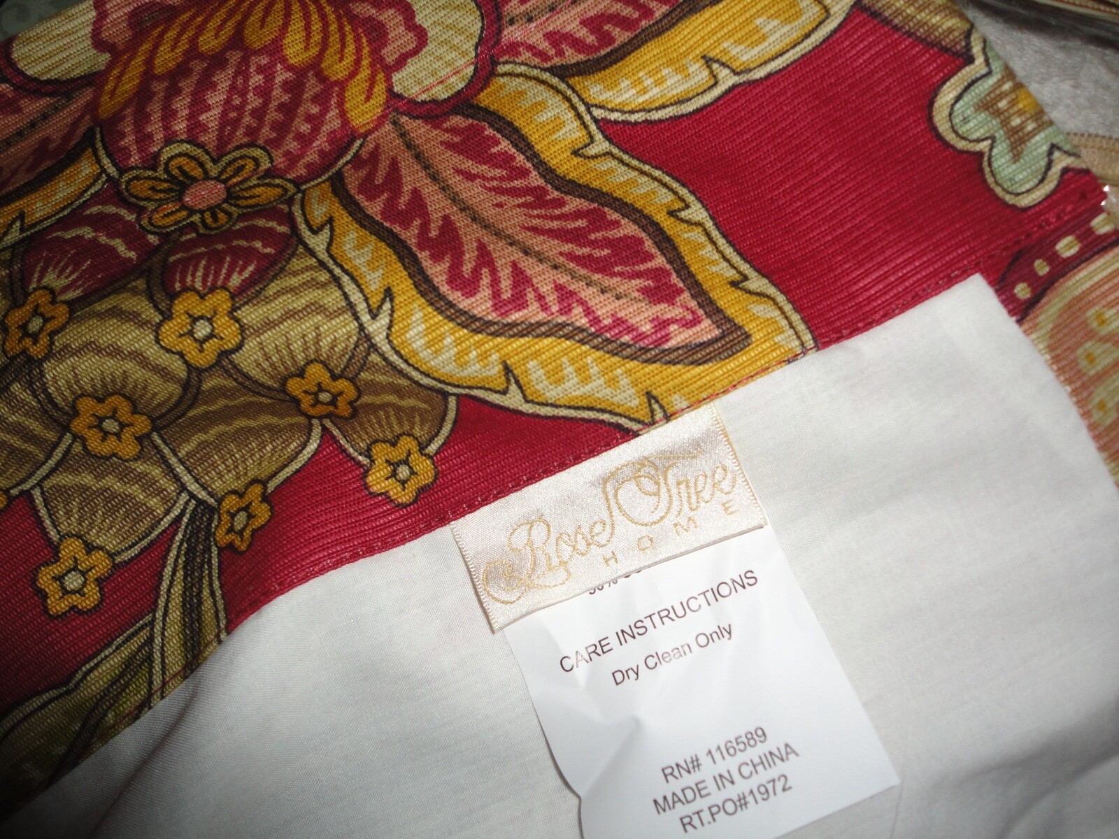 ROSE TREE ETIENNE RED GOLD JACOBEAN FLORAL (1PC) LINED VALANCE 14 X 80