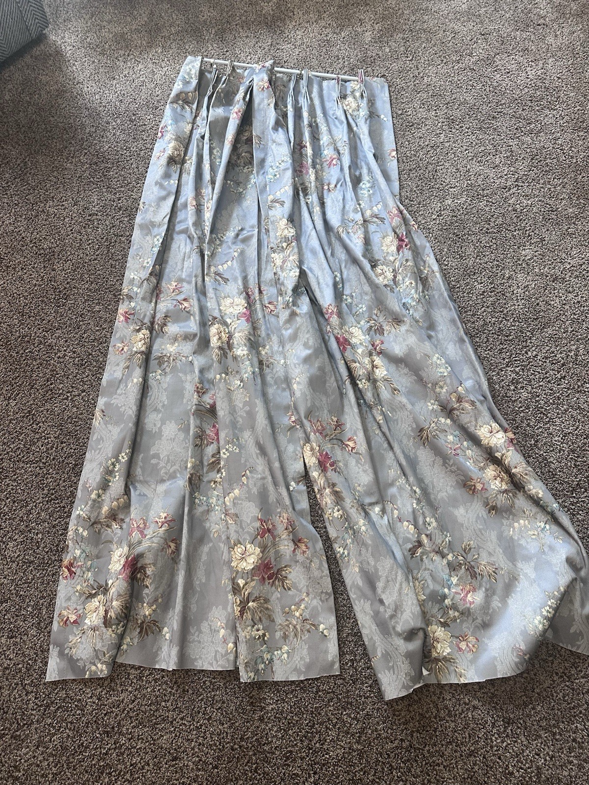 JCPenney Home Silver Floral Print Pinch Pleated Curtain 2 Panels Shabby Chic