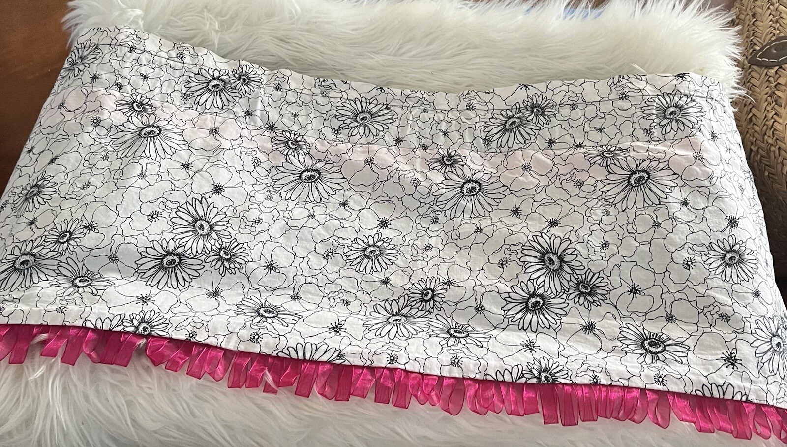 RETRO 38” L Reversible ValanceBlack/White PolkaDot/Fushia Pink & Flip Floral🩷🖤