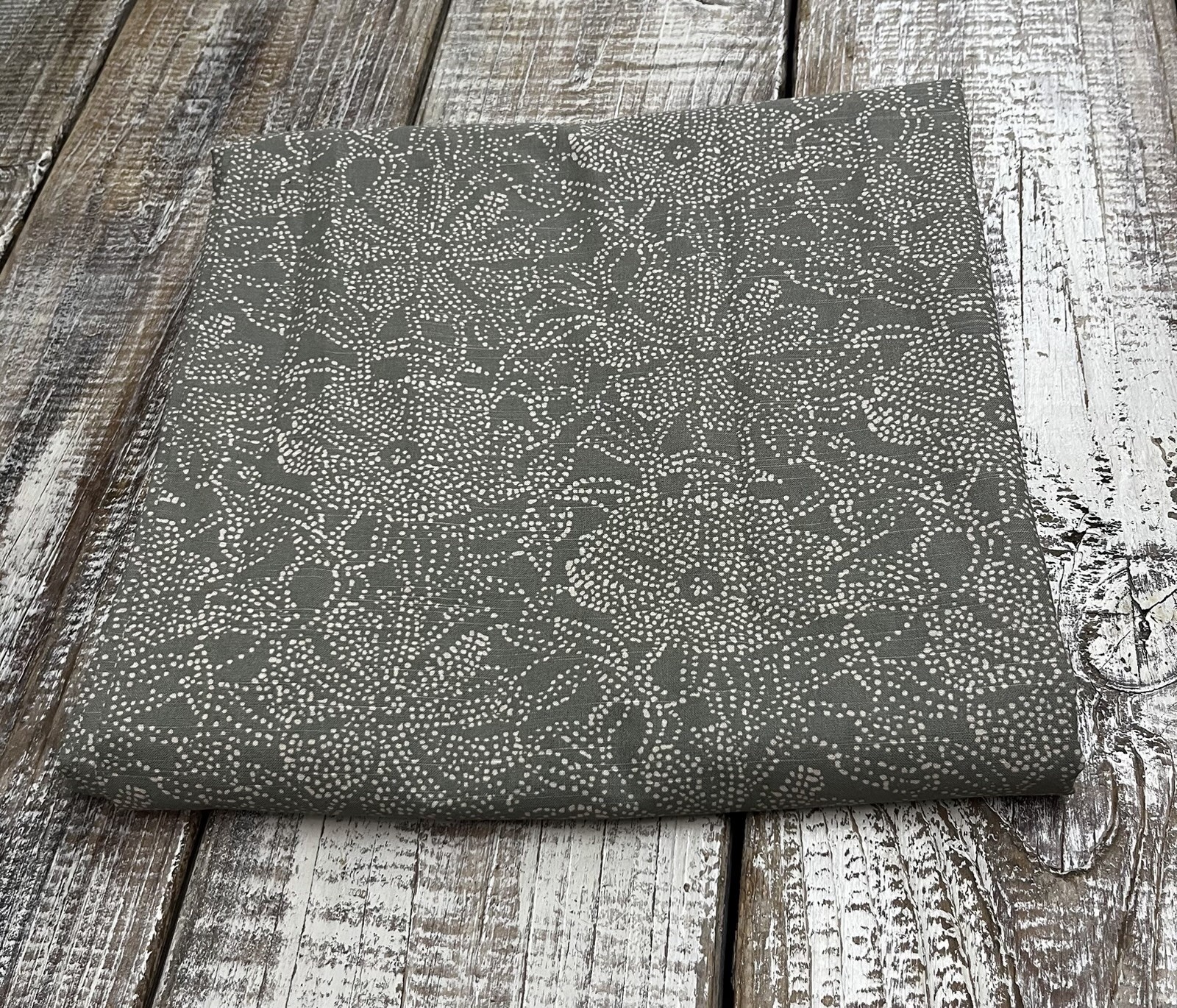 West ELm Dotted Floral Curtains NWOT/OB Vetiver Green 48 in x 96 in Unlined