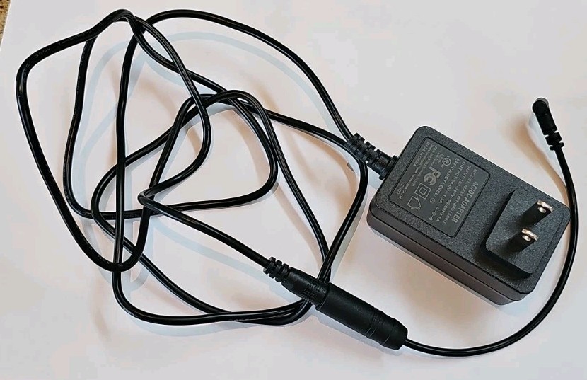 Motorized Roller Shades Charging Cord Model MX36W1-2401500U New 72″