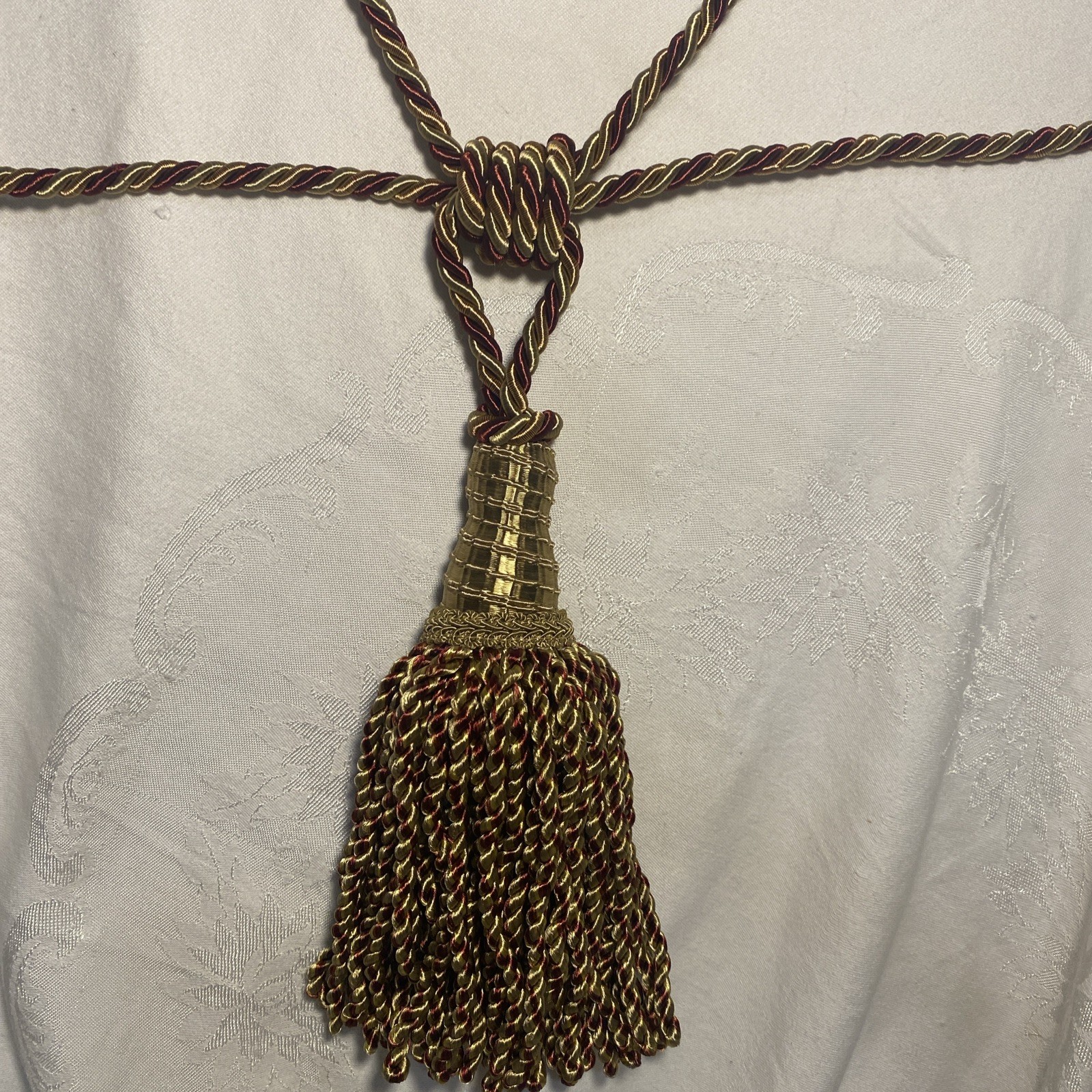 New 6 Conso 11” Tassel Drop Princess Braid Bullion 36” Tie Backs Gold Burgandy