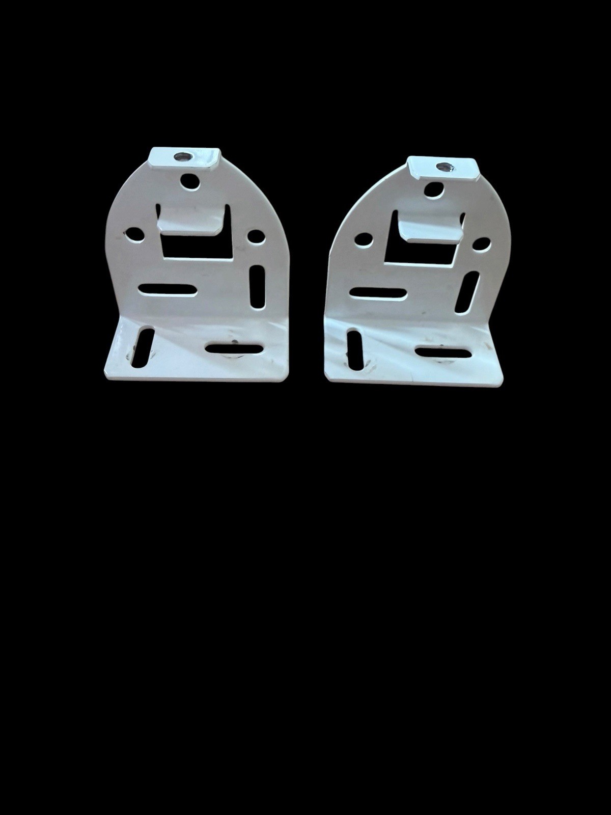 Lutron WIN-BRK-64U Roller 64 Brackets Set Of 2