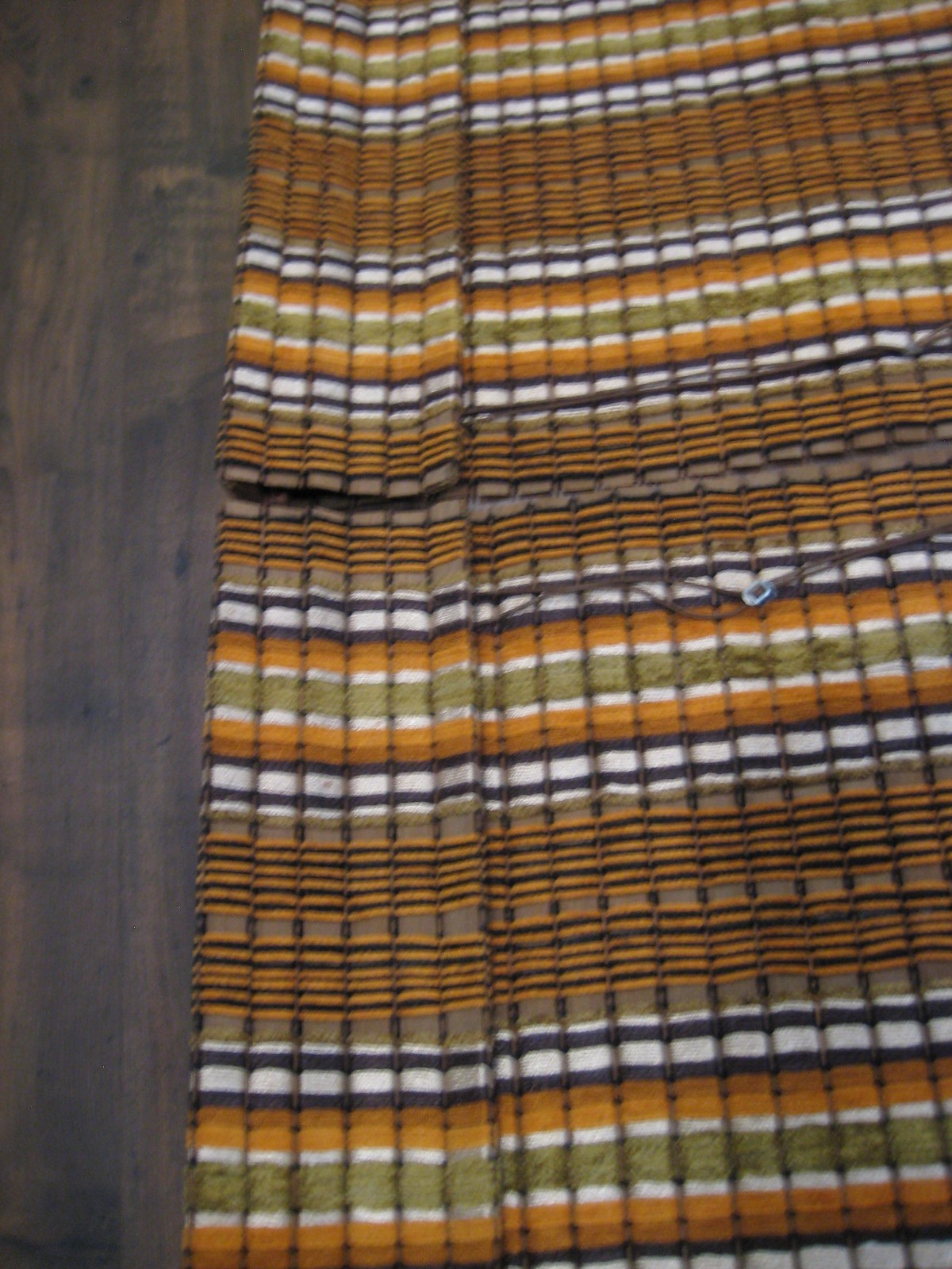 VINTAGE RETRO DELMAR? LOOMCRAFT WOVEN WOOD BLIND PAIR FANTASTIC CONDITION! LOT 2