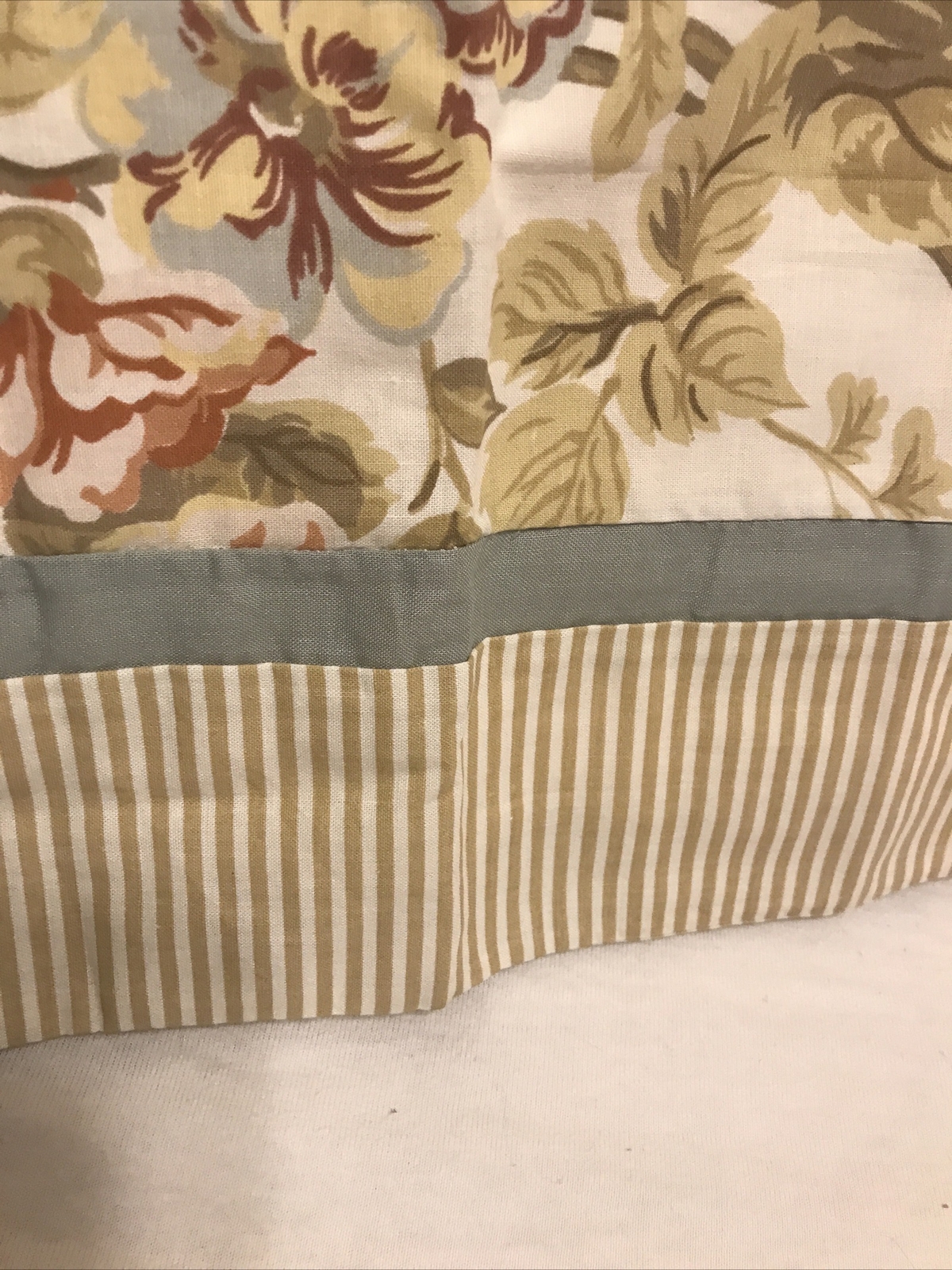 Vintage JC Penny Floral & Striped Valance 20.5″ L x 80″ W EUC