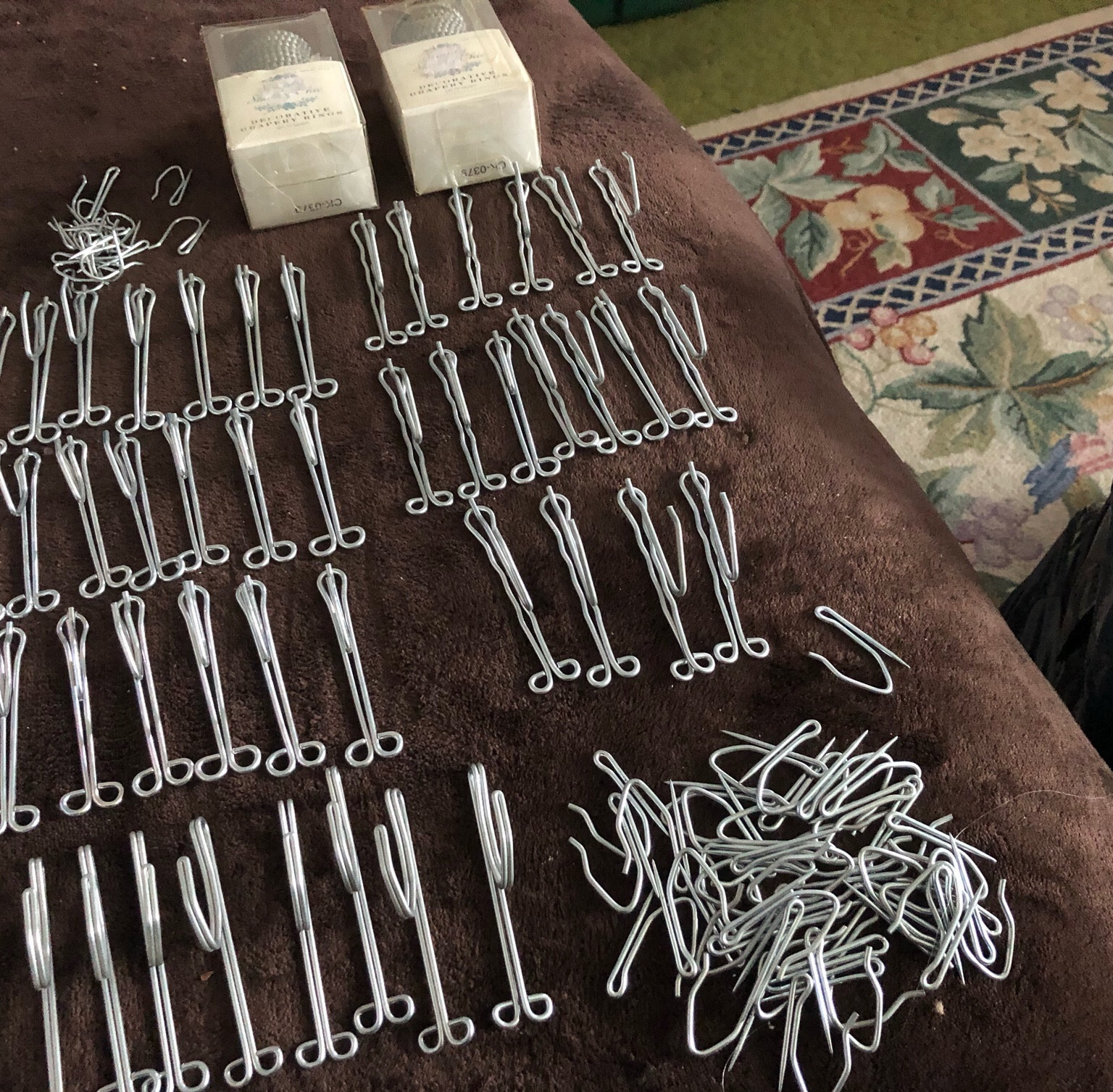 Lot of Pin On DRAPERY HOOKS Various Sizes