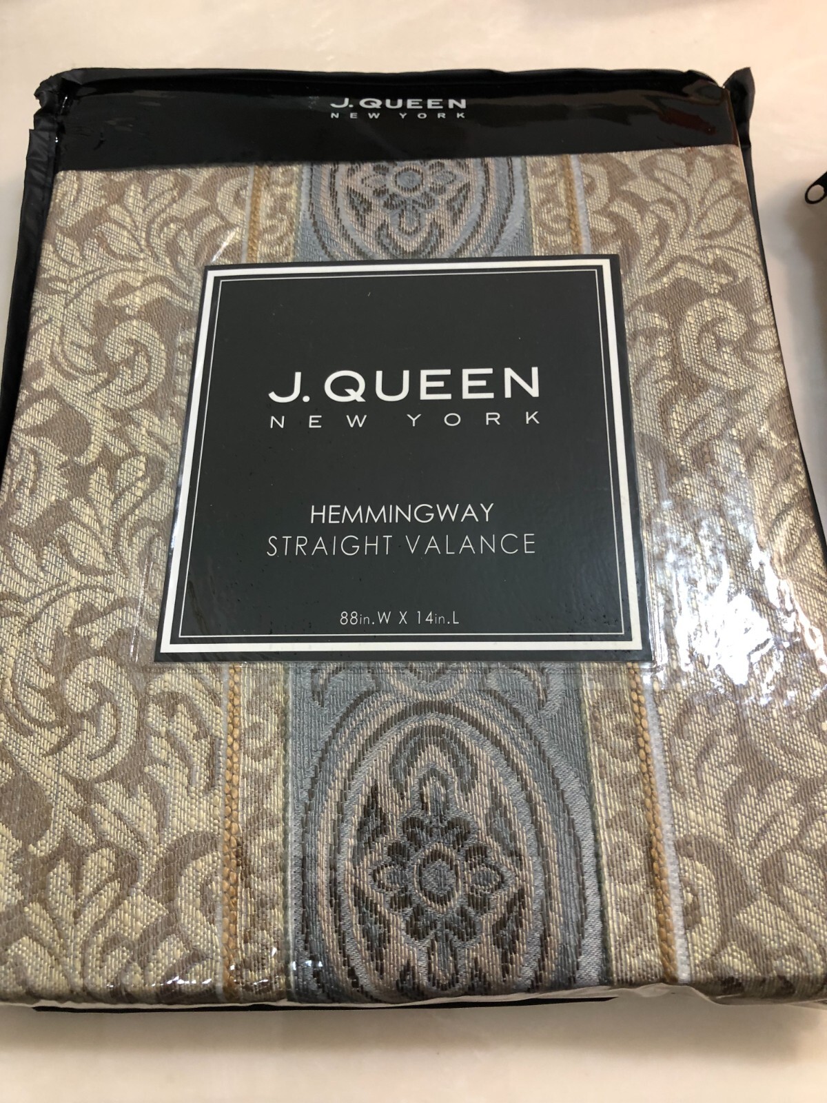 J Queen New York Hemmingway Straight Valance 88″ W x 14″L NIP