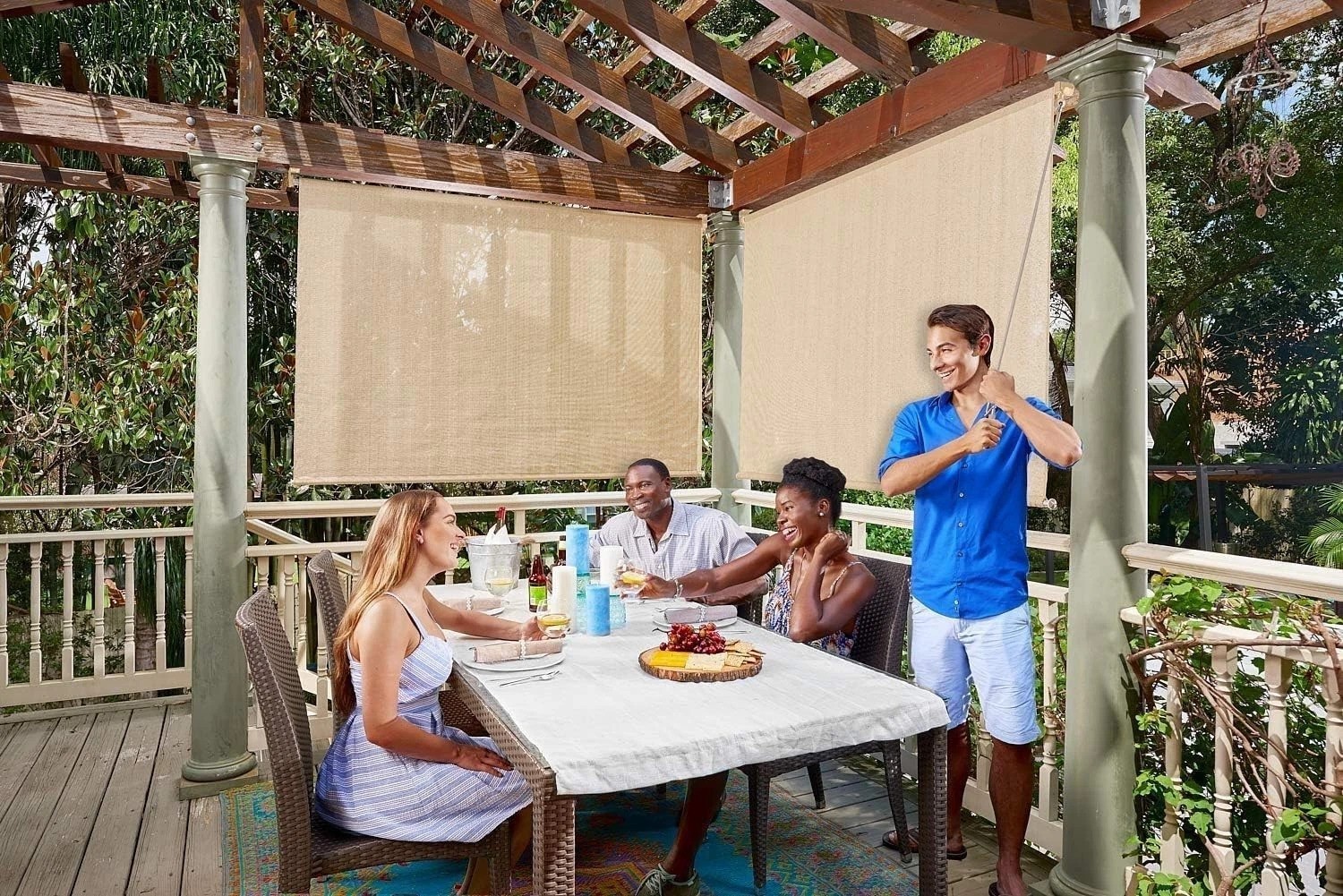Outdoor Cordless Sun Blocking Roller Shade