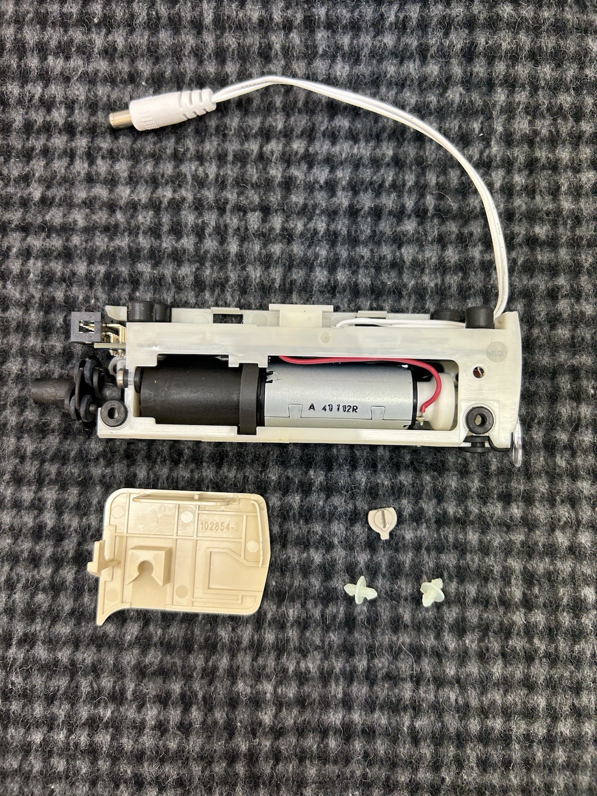 Hunter Douglas PowerView Gen 3 Duette Shade Motor 1037410 M/N 1016000037