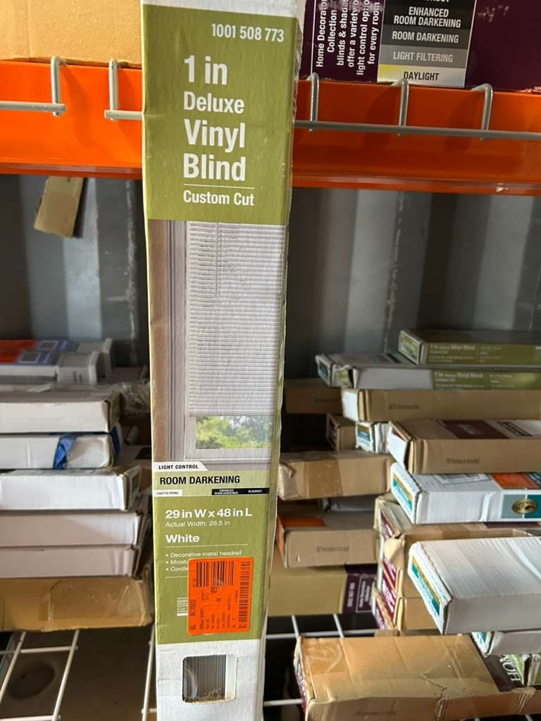 (QTY 2) Hampton Bay 1001 508 773 29″ W x 48″ H 1in. Vinyl Blind White Cordless
