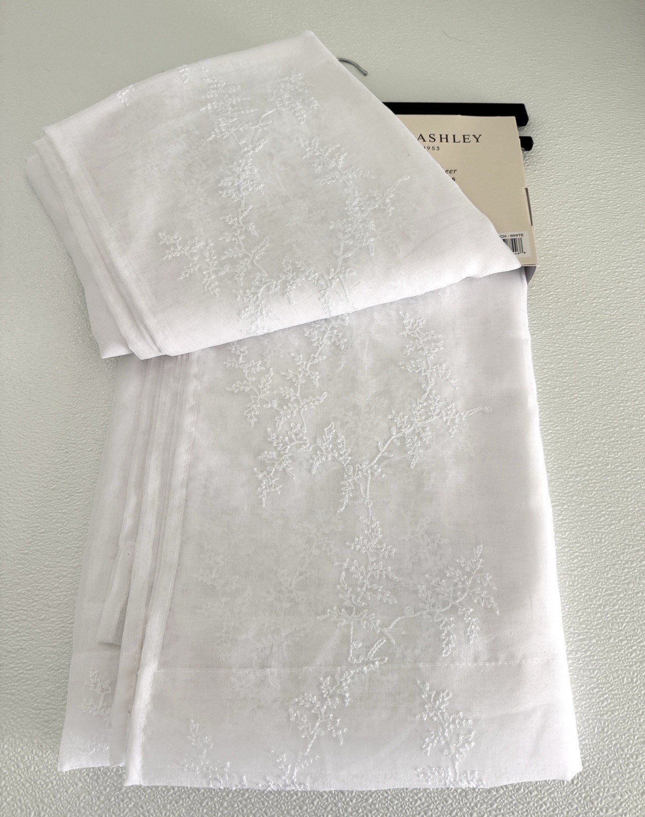 New Laura Ashley Window Curtains 4 FOUR Panels 38 x 84″ White Embroidered Sheer