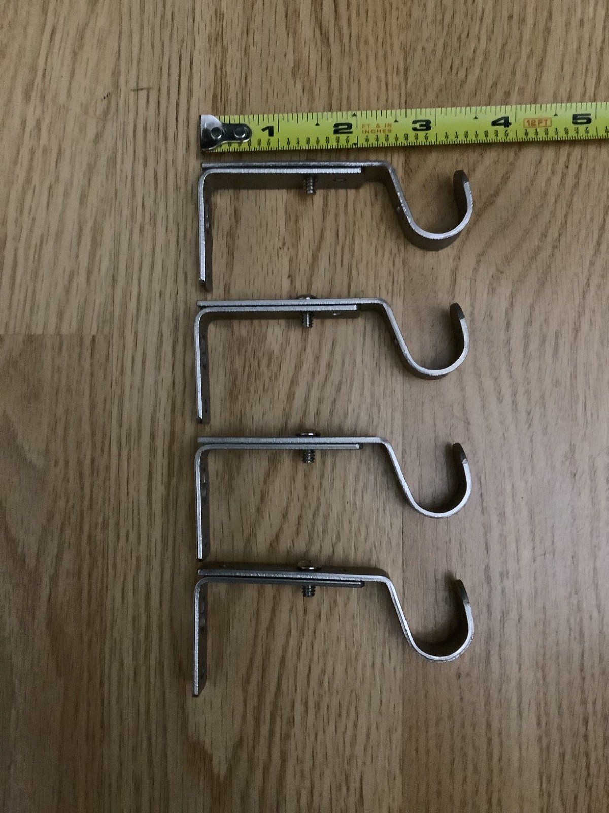 (4) Silver Metal Adjustable Curtain Rod Hangers Hooks for 3/4 inch Rod NEW!