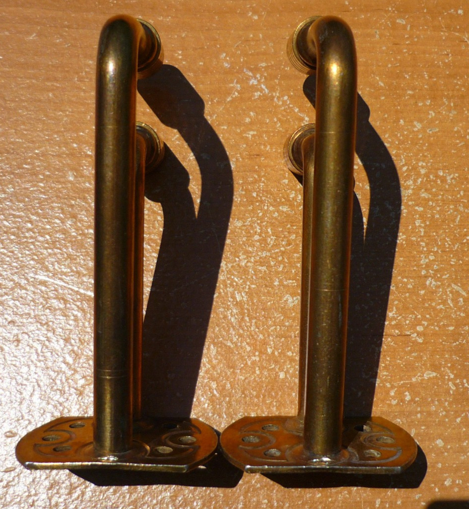 (2) Vintage Brass Finished 2-1/2″ + 3-1/2″ Double Goose Neck Cafe Rod Brackets