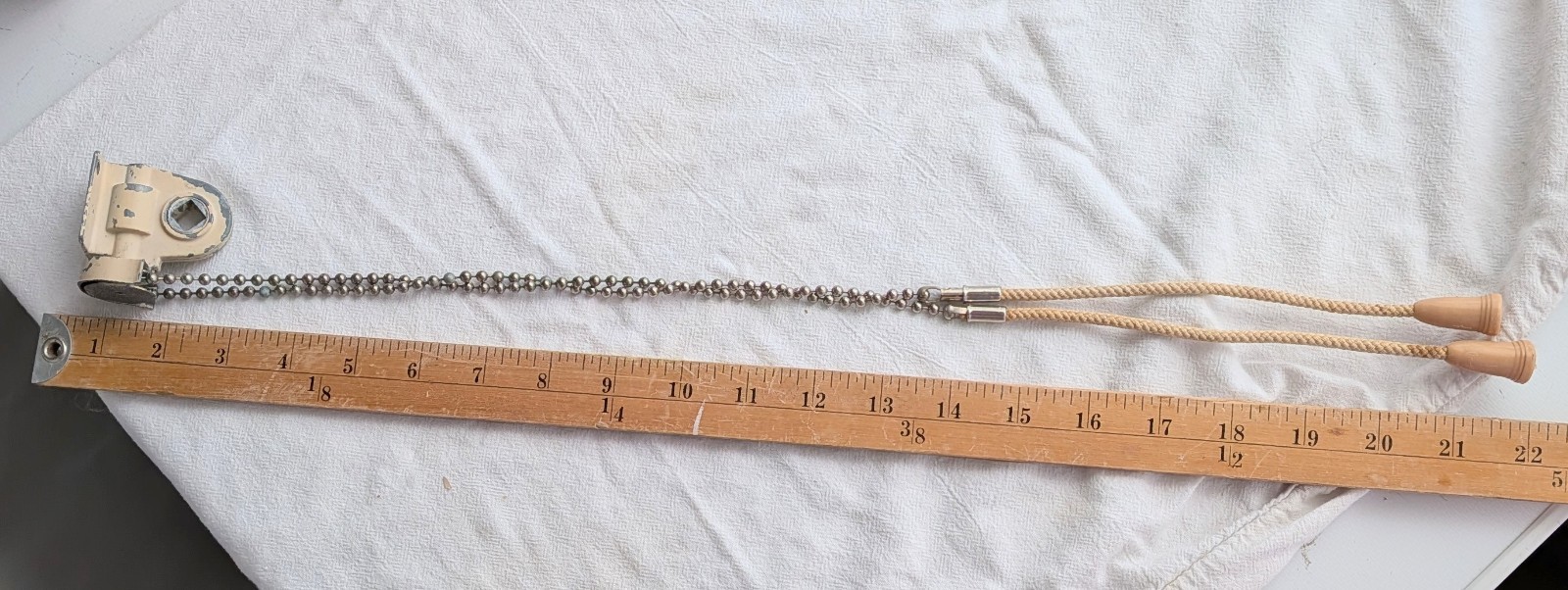 Vintage 2-Way Pull Cord For Blinds With Square Peg About 20″ Long