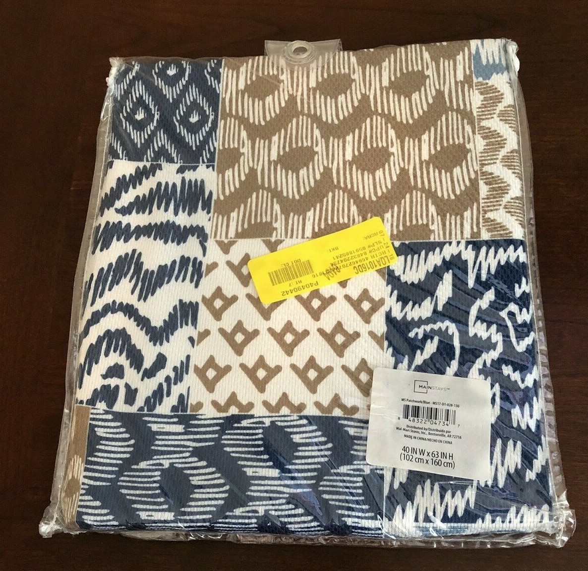 Mainstays Curtain Panel, Patchwork/Blue, 40 x 63”. New in Package, Ready to Hang
