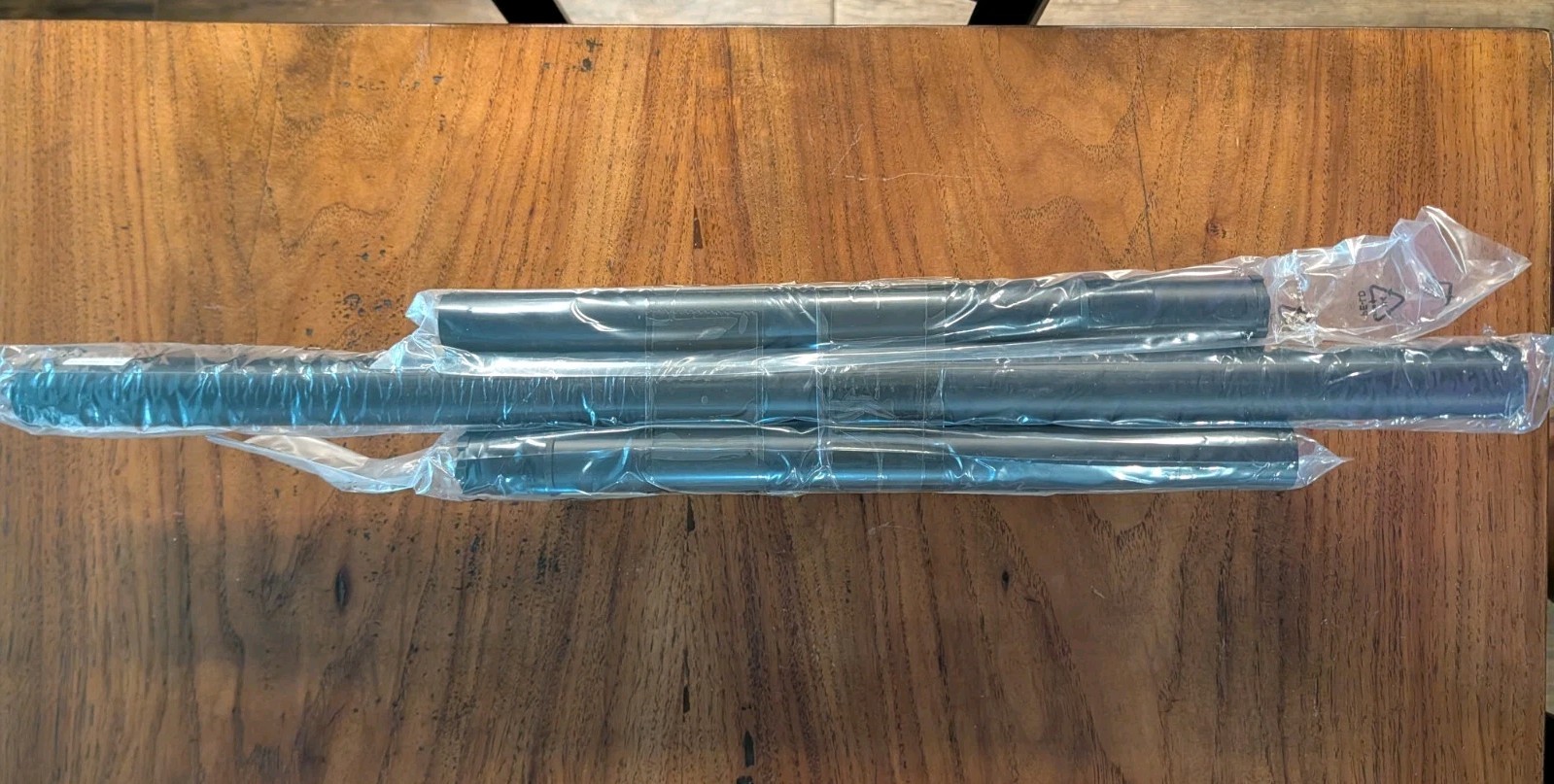POTTERY BARN Standard Curtain Rod/Wall Bracket-28-48″-1.25″ diam-Matte Black-NWT