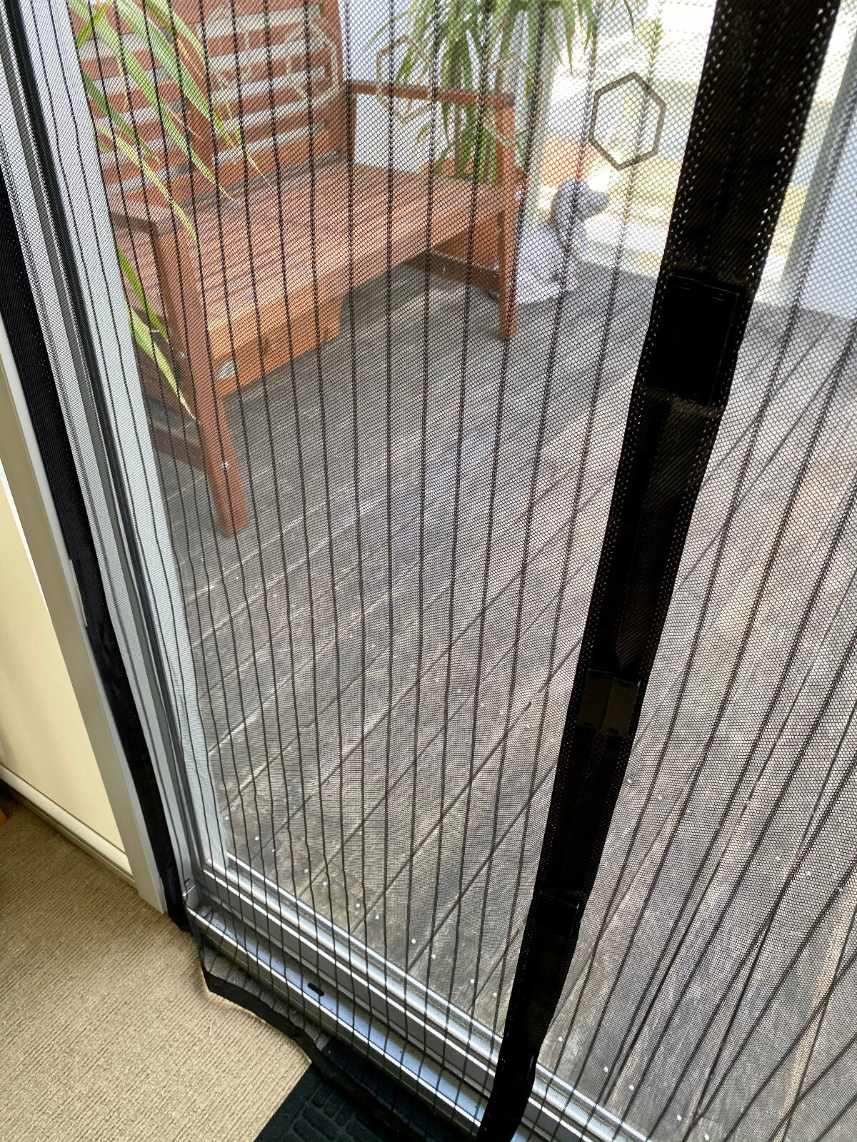 Bug Mesh Magnetic Insect Screens – 120cm wide x 250cm high Mosquito & Fly