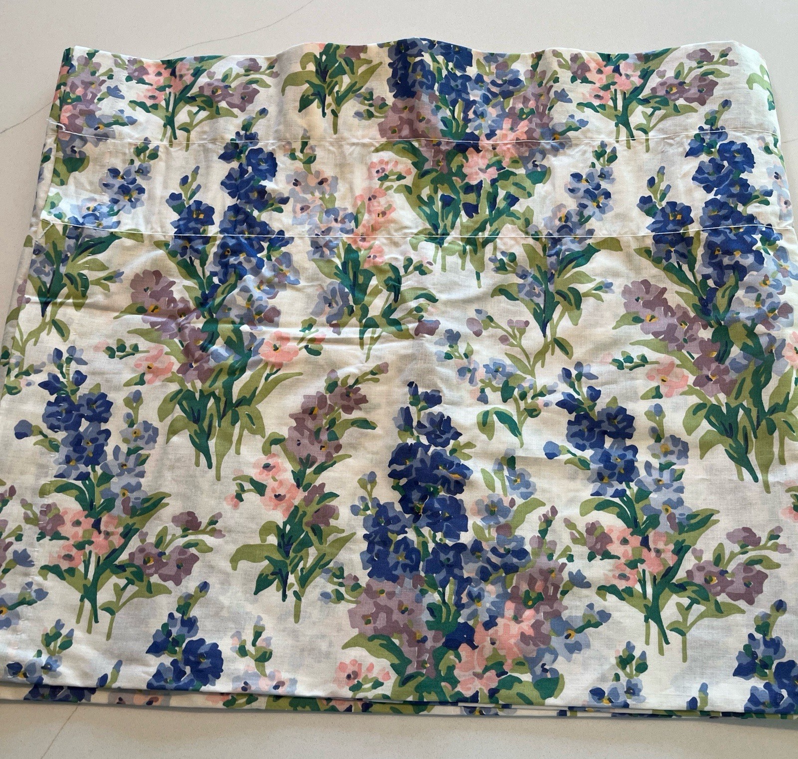 Vintage LAURA ASHLEY Blue Purple Stocks Floral Valance 17 3/4×42 1/4” Used