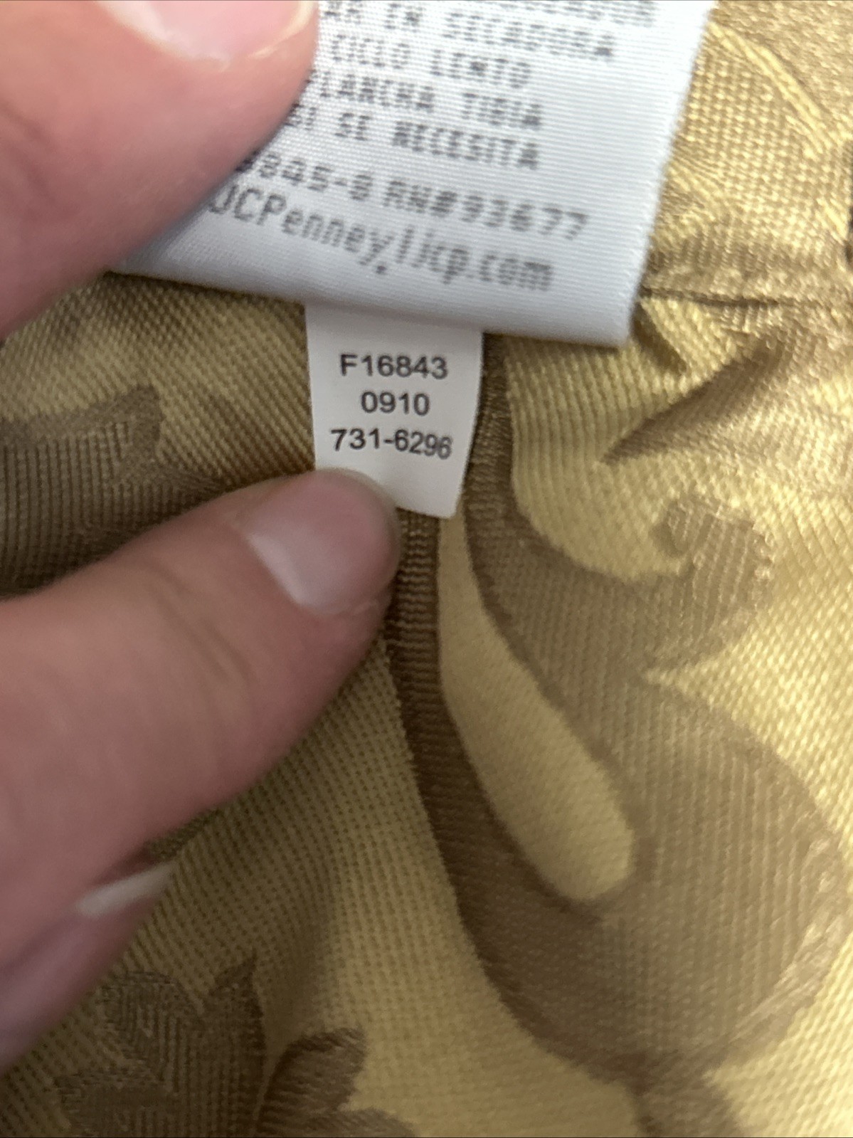(2) Cindy Crawford Gold Pleated 48 in Valances Leaf Pattern