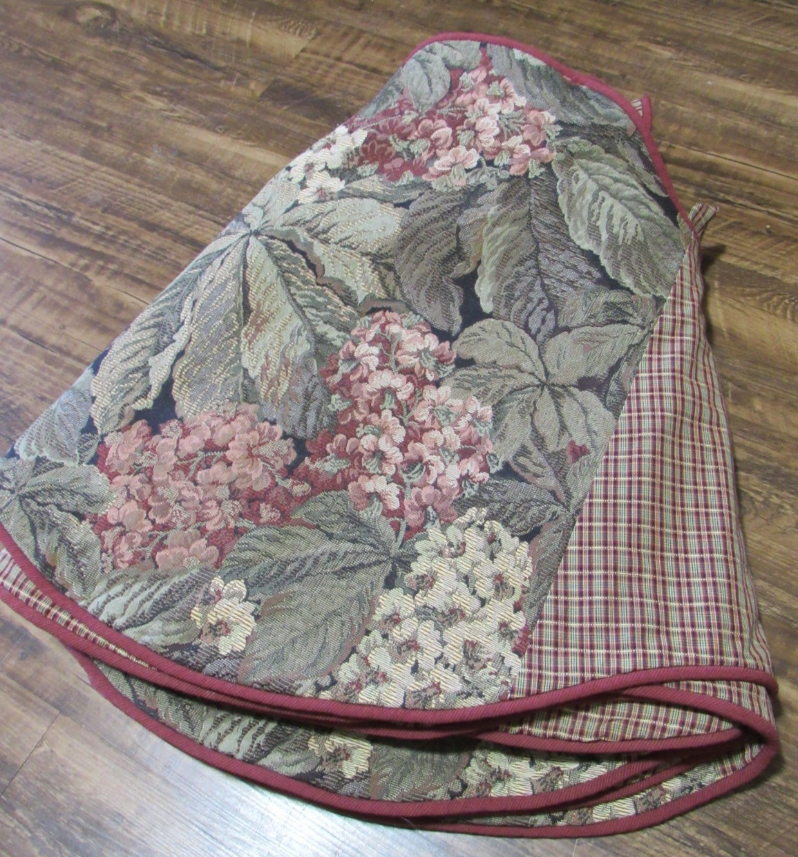 Large Heavy Custom Floral Tapestry Scalloped Valance Red Green Cottage Core 270″
