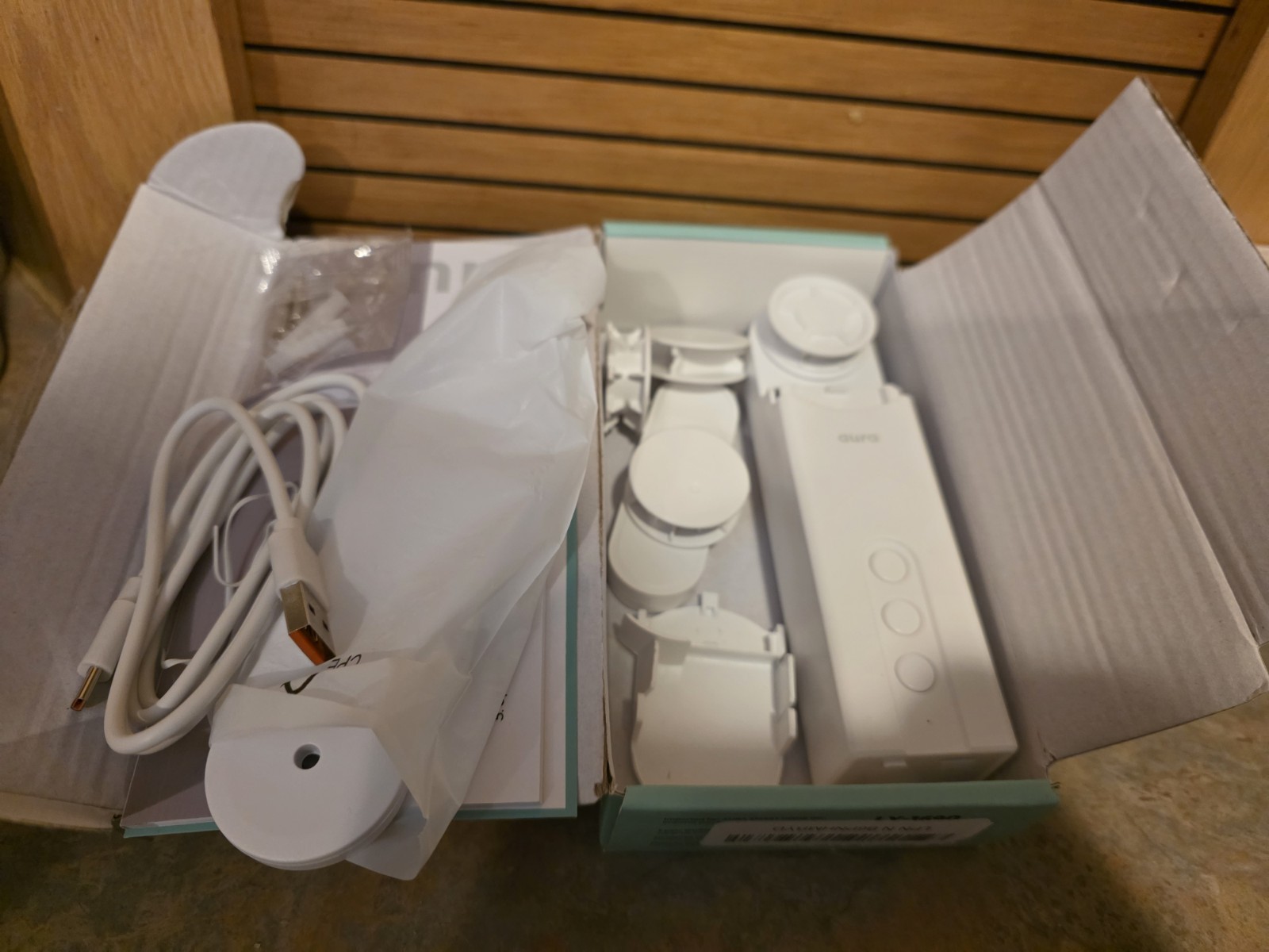 Aura Roller Smart Shade Driver, Remote Control & WiFi Dongle | Automate Exist