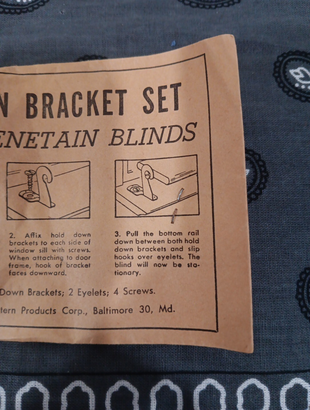 Vintage Eastern Hold Down Bracket set For Metal Venetain Blinds 2 pack