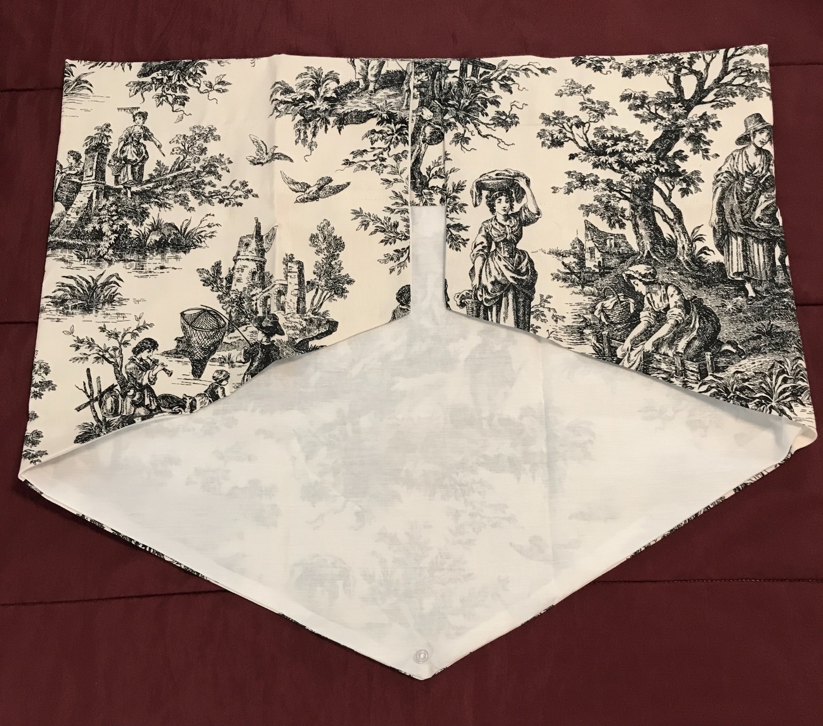 WAVERLY COUNTRY LIFE Black & Cream Toile 52”x 20” ASCOT Window Valance “NEW”