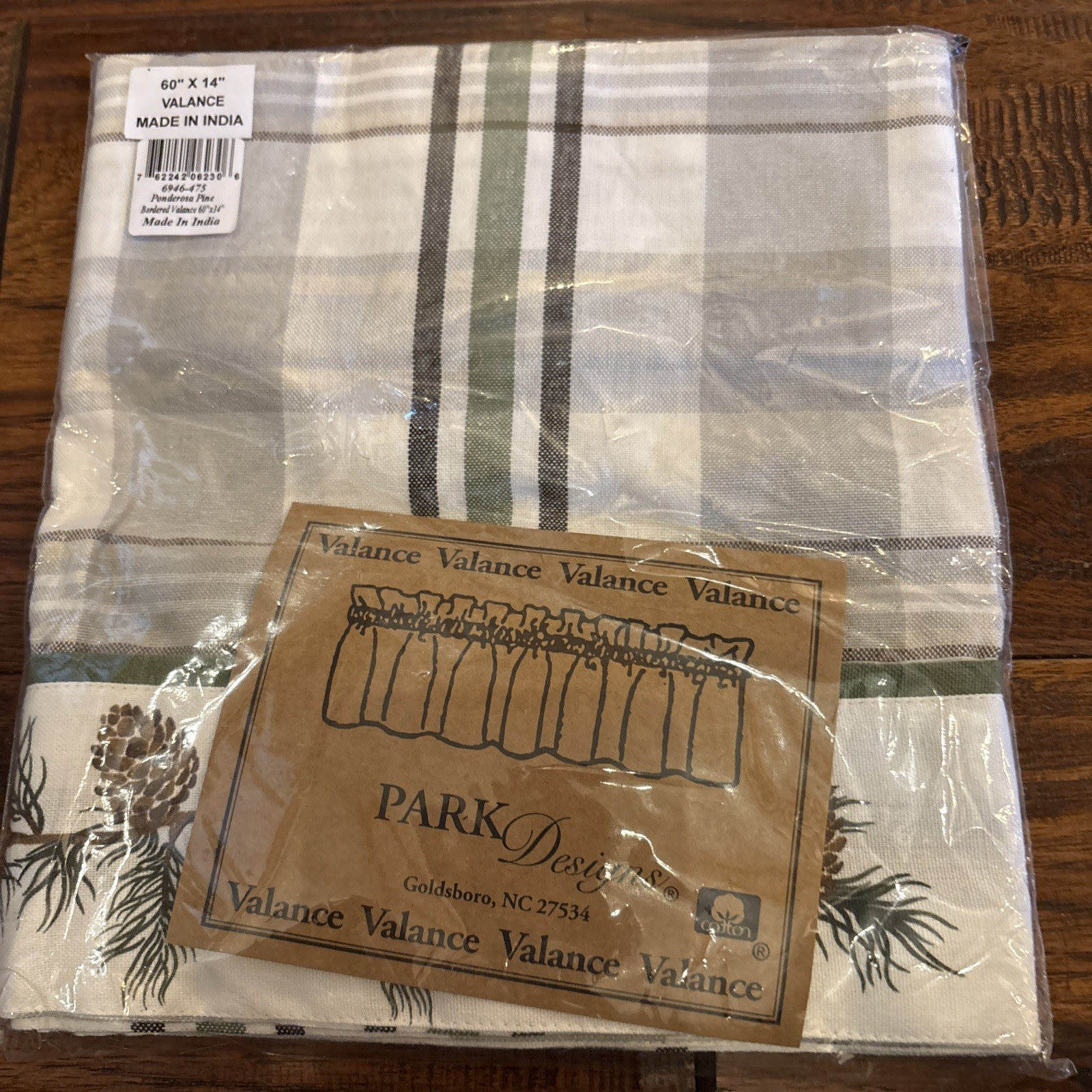 Ponderosa Pine Cone Bordered Country Cabin Cotton Unlined Valance 60″ x 14″