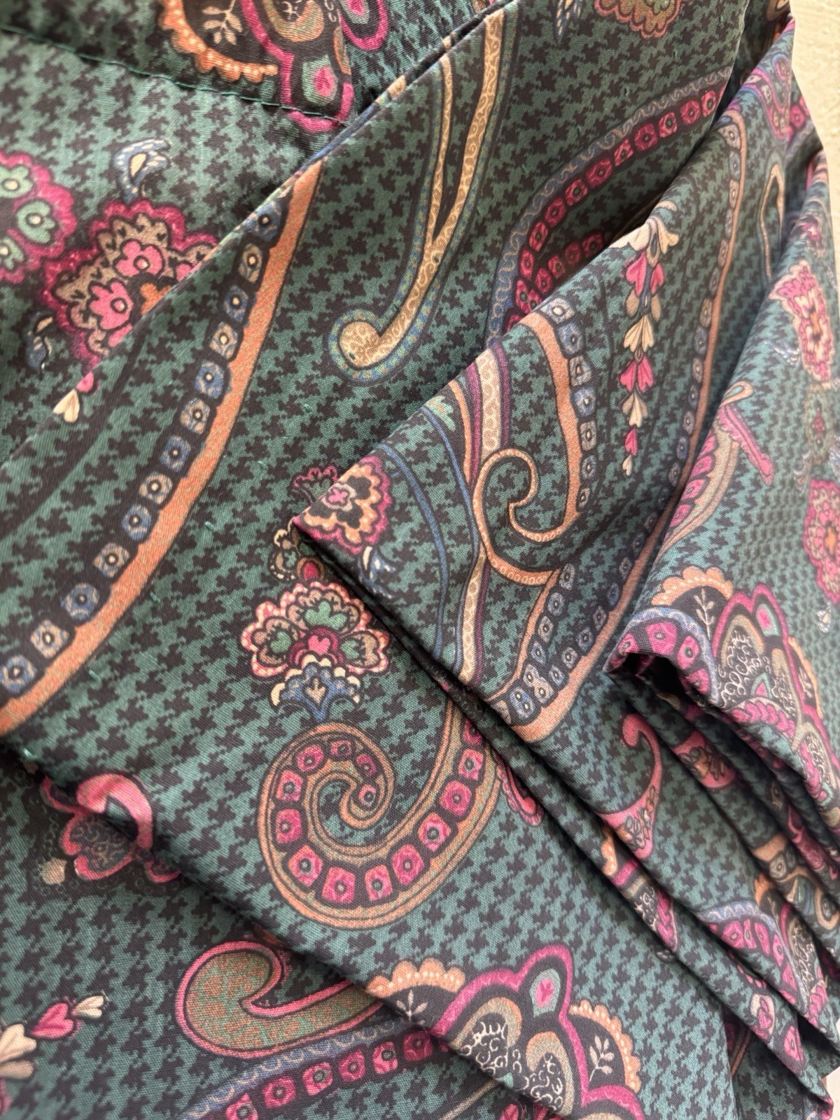 2 Croscill Blouson Equestrian Valances Herringbone/Paisley Spruce Green 18×88”