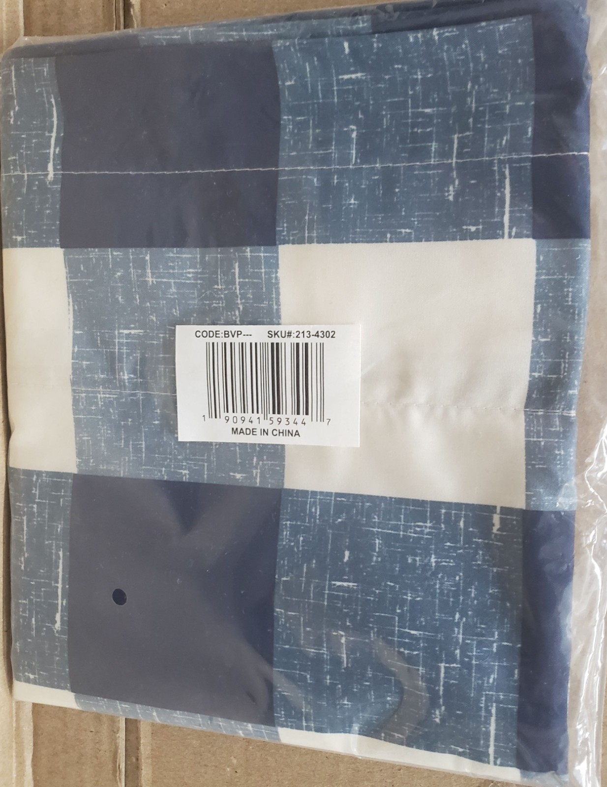 1 Fabric Printed Valance(18″x60″)(no tiers) BLUE & WHITE BUFFALO CHECK DESIGN,LK