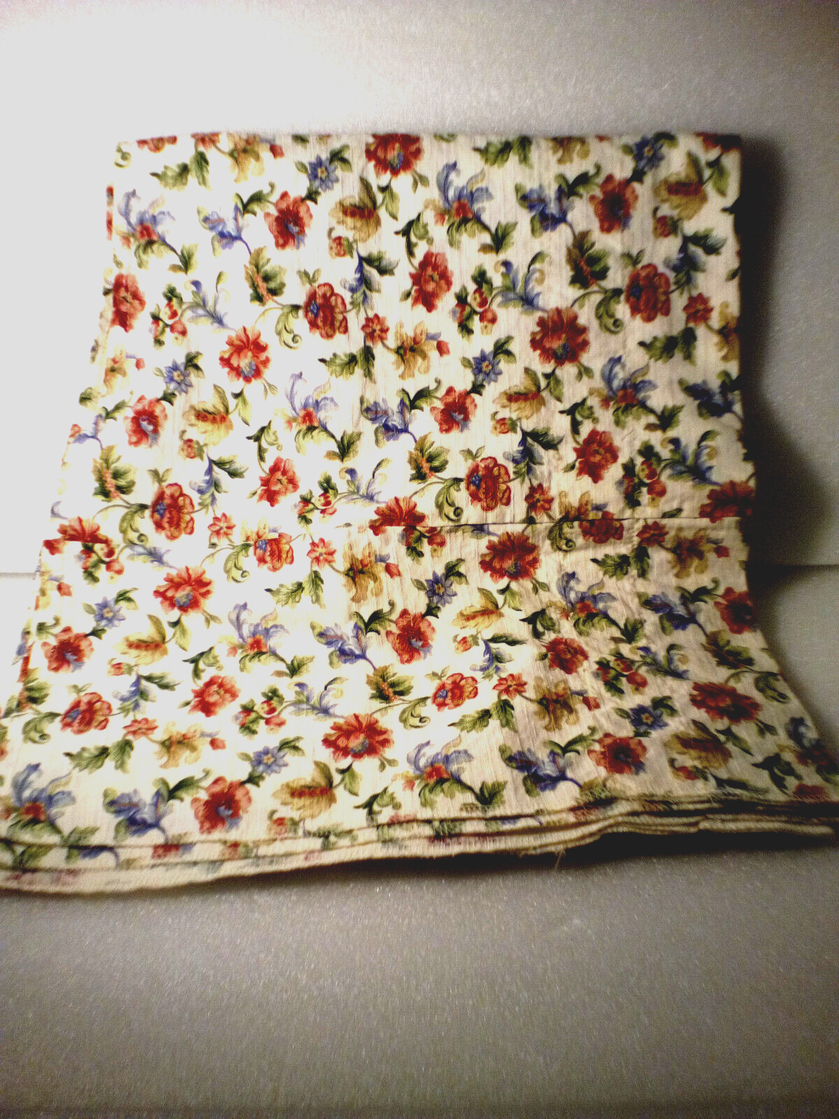 Pair Swag Valances Window Curtains Red, Green, Blue Floral 16” x 68” EUC