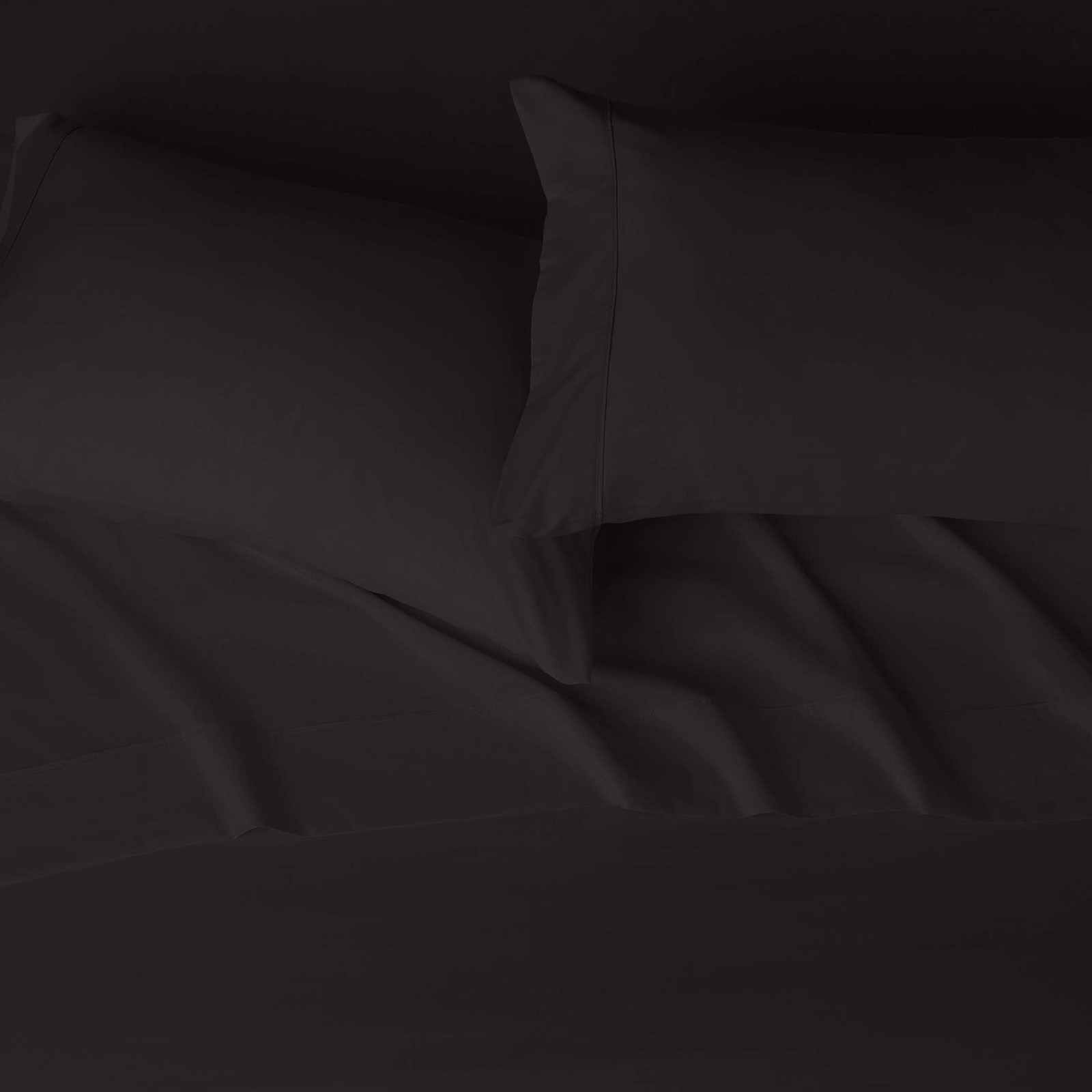 Amazon Basics Lightweight Super Soft Easy Care Breathable Queen, Black