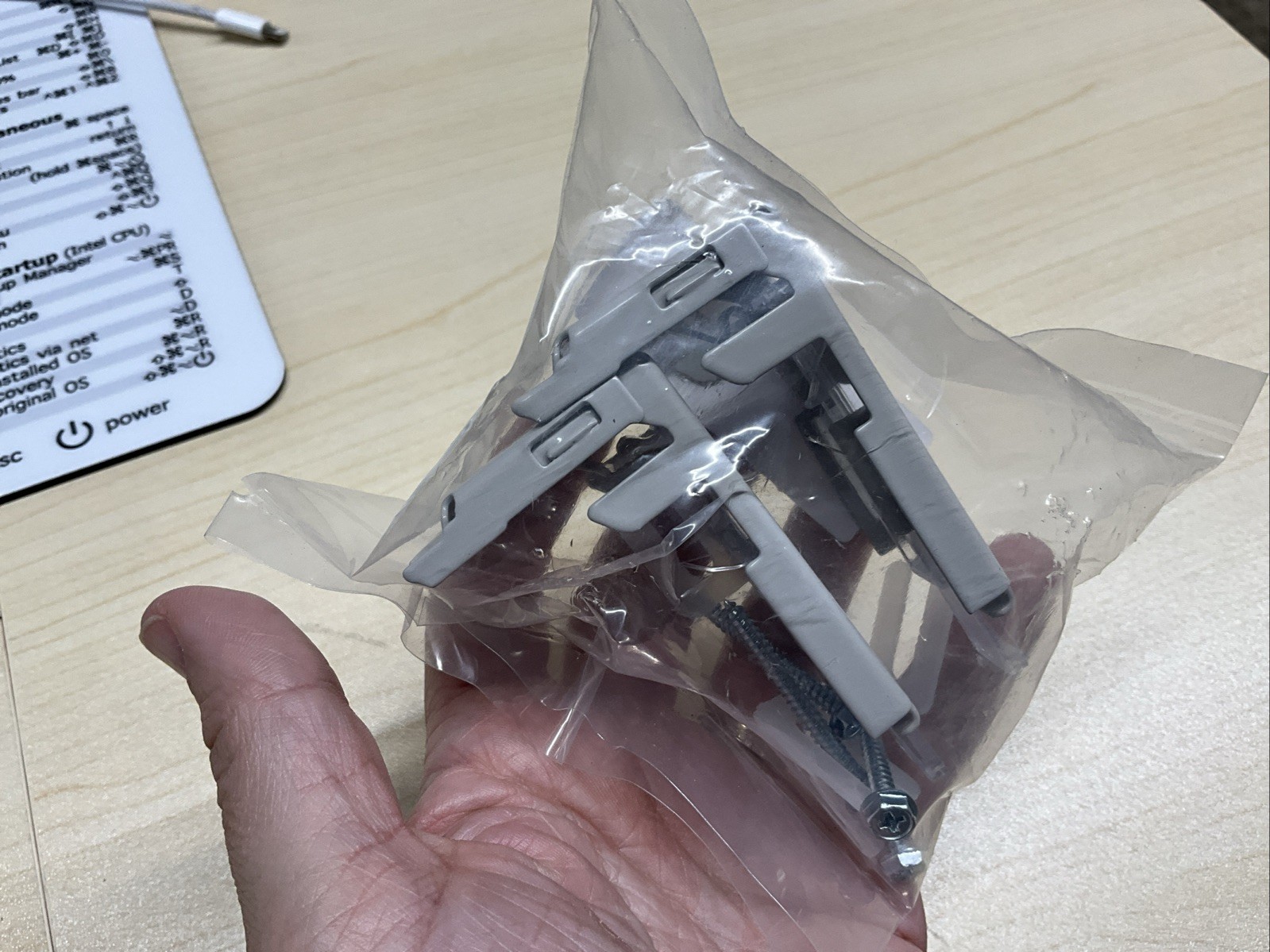 Hunter Douglas Blind Parts (2) Brackets Gray 1020900 2021