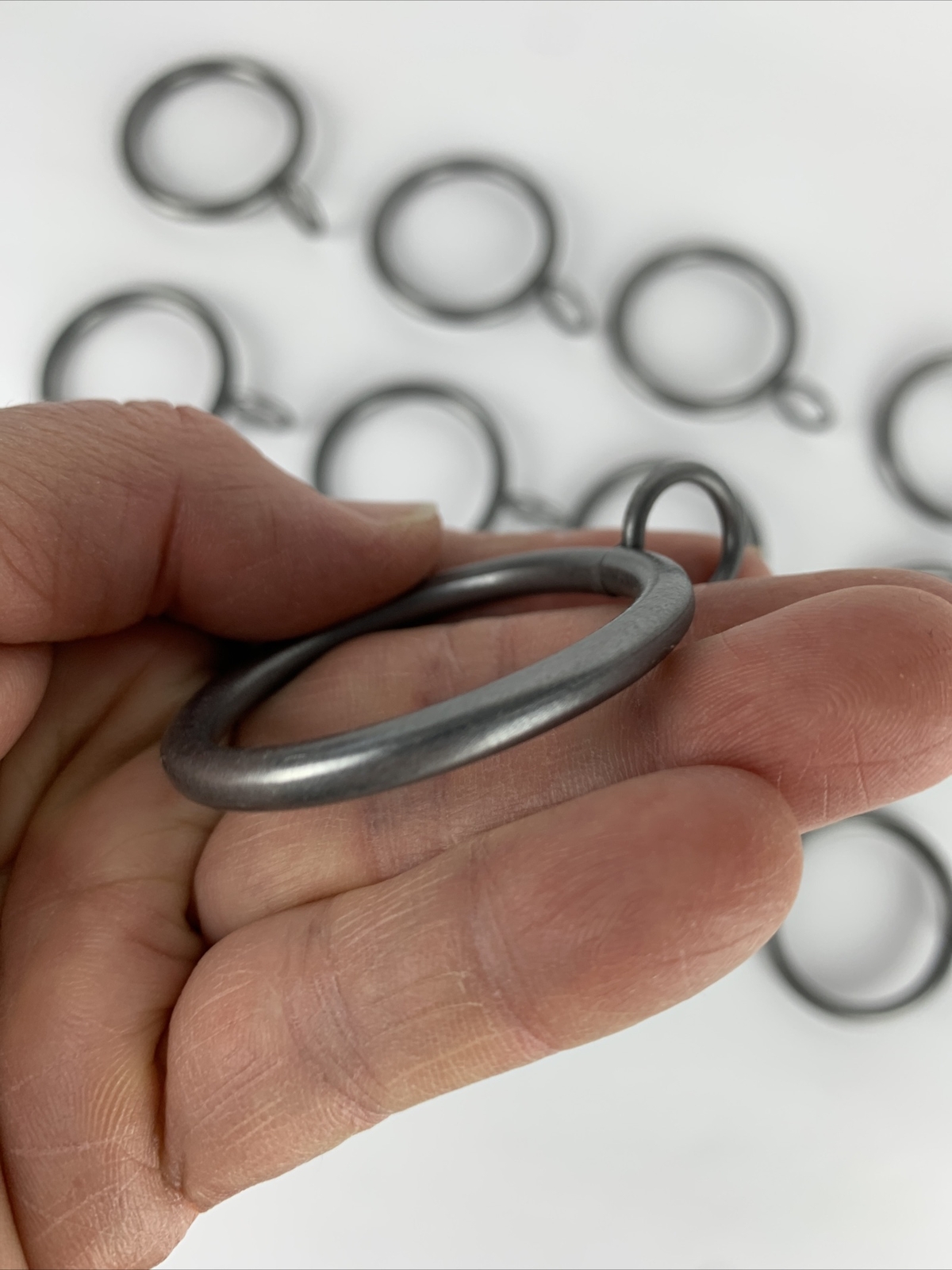 Lot of 12 Drapery Curtain Rings metal pewter finish for 1 1/4″ rod