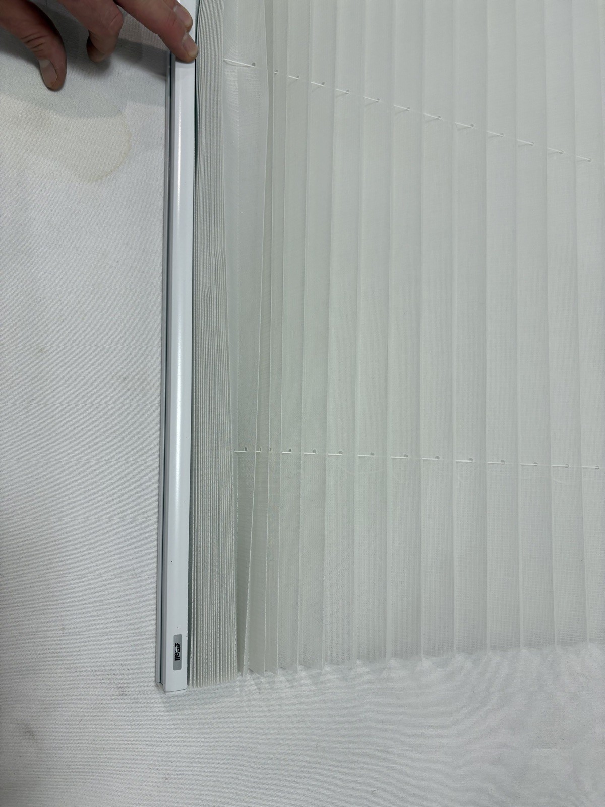 Bali Cordless Cellular Window Shades (qty 2) – Light Filtering Privacy – White