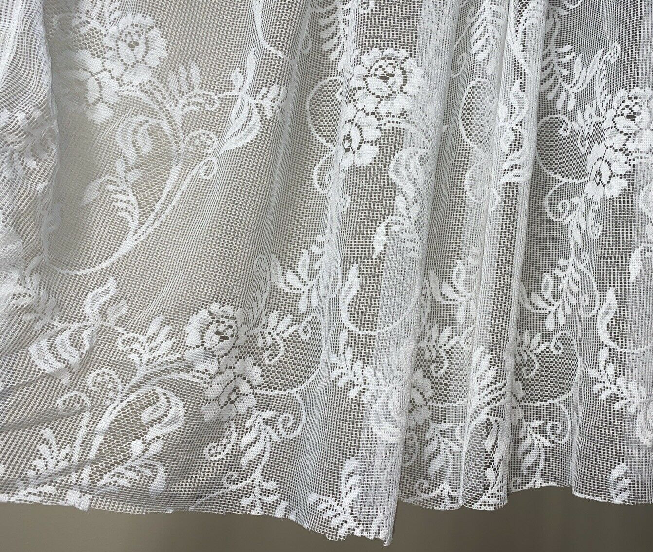 1 Vintage Lace Delicate Curtain Panel Valance Fancy Sheer Lacy Victorian Short