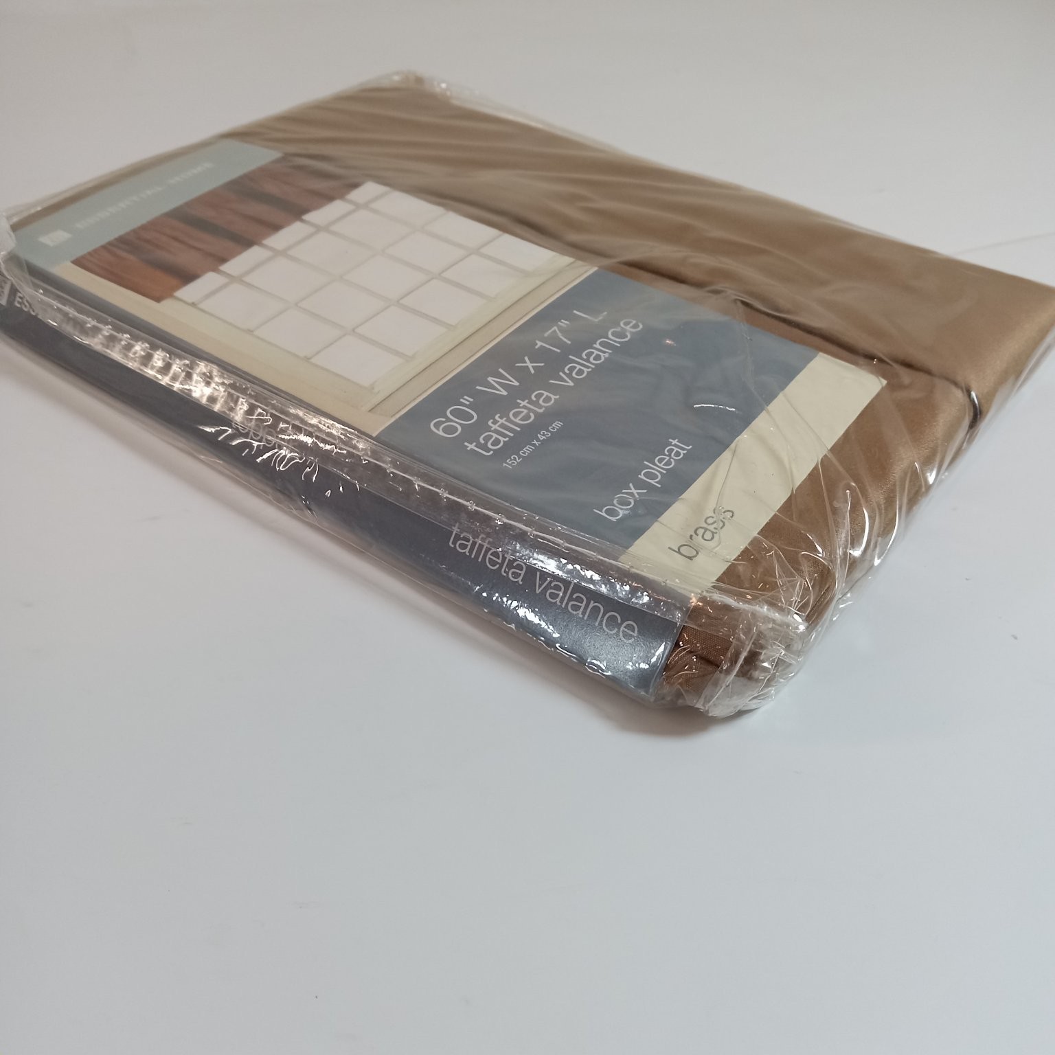 Essential Home Box Pleat Taffeta Valance 60″ W x 17″ L Brass