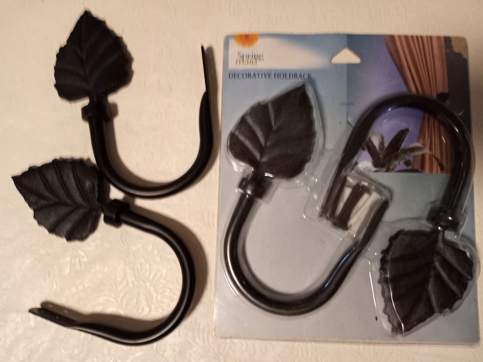 (2) Spring Maid Decorative Curtain Holdback Set, Black, Metal, Leaf
