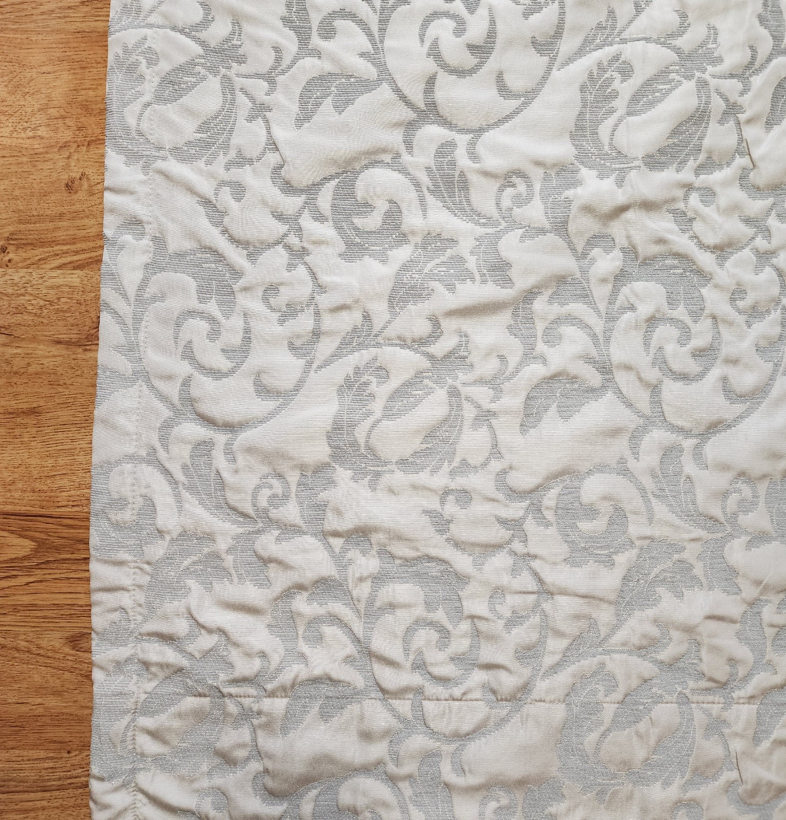 Set Croscill Classics Curtains Drapes 3 WaterFall Valances Damask 85″L