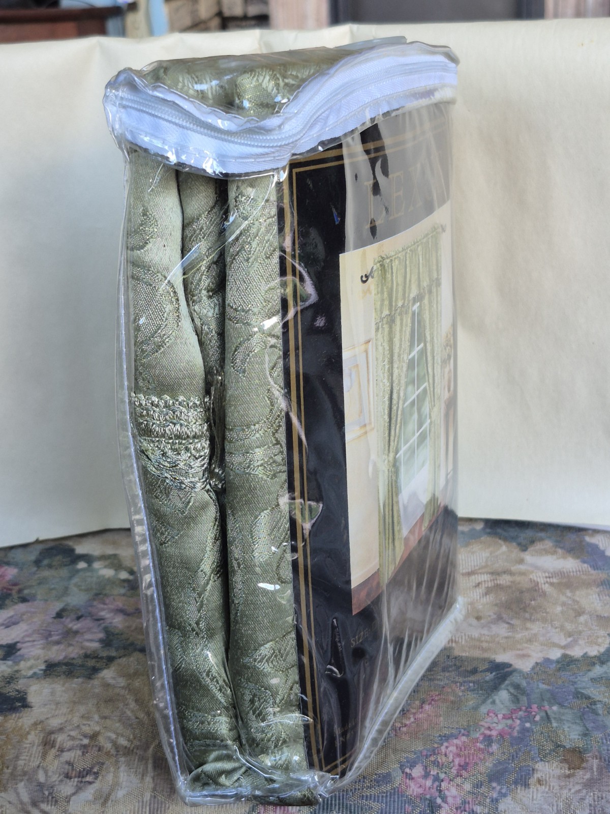 JACQUARD 5 PIECE WINDOW CURTAIN SET SAGE GREEN BY LEXUS 60 X 84″