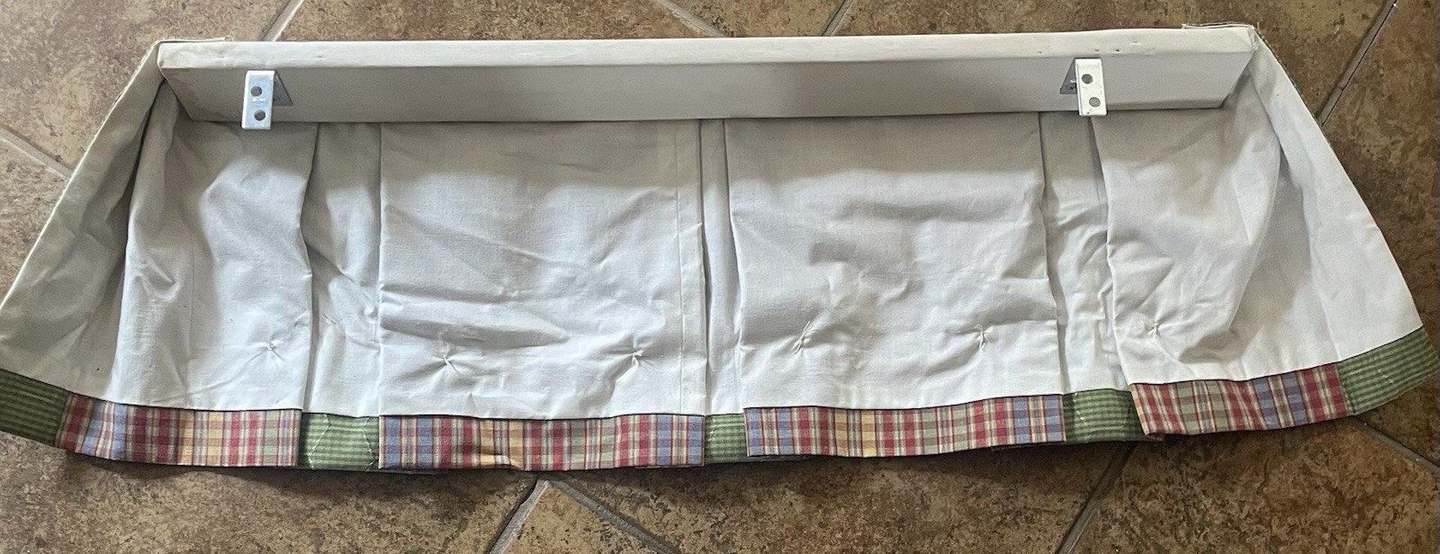 Custom Plaid Cornice Valance Green Red Beige Cotton 26”x 91/2”