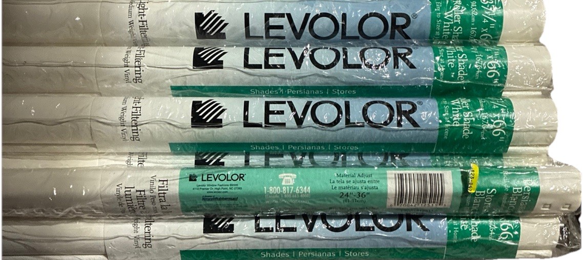 Levolor Light Filtering Med Weight Roller Shade White Adjustable 37 1/4”x66” New