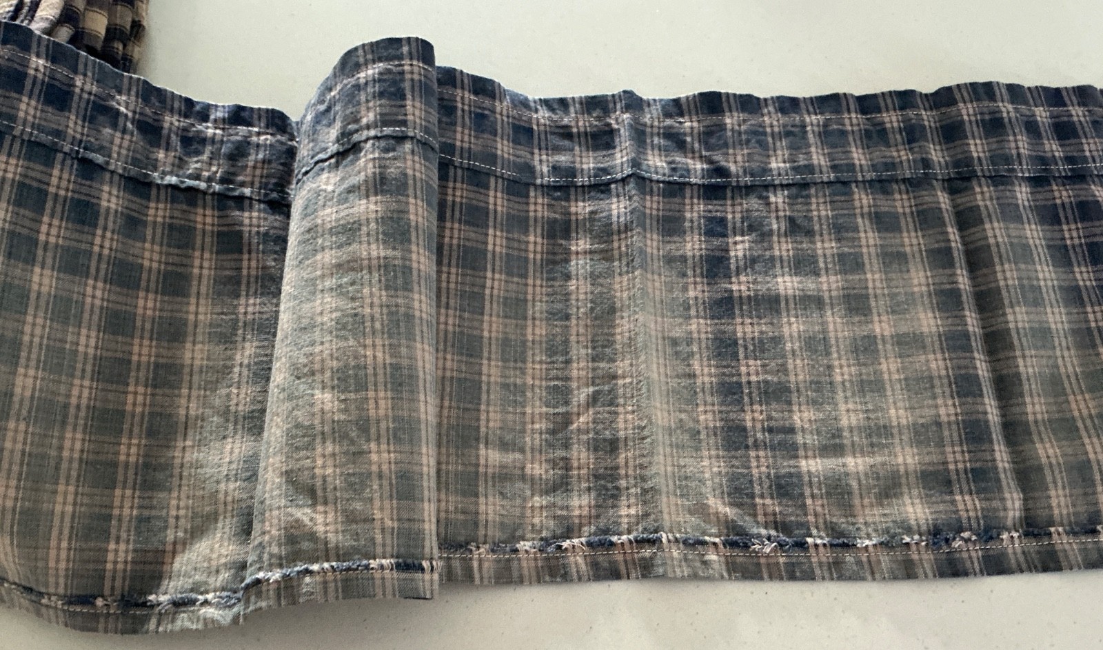 HUGE LOT OF 5 HOMESPUN NAVY PLAID VALANCES, HOMEMADE, SHIRR ON ROD POCKET