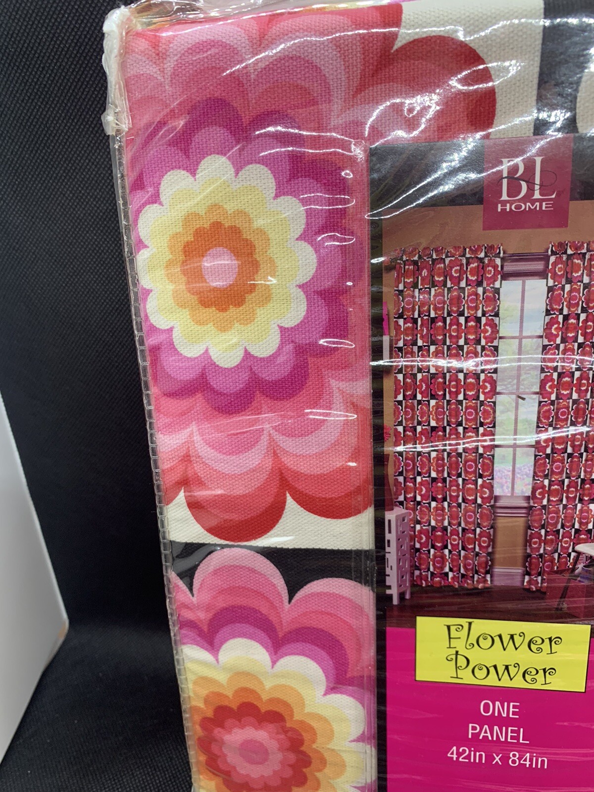 One Panel Drape Curtain 44 in x 84 in Flower Power Pink by BL Home UNOPENED NEW