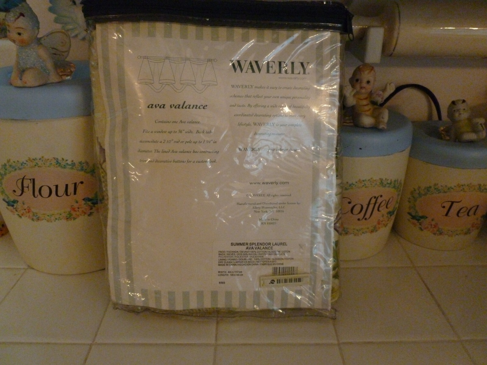 NIP New In Package Beautiful Waverly Ava Floral Valance 44×18