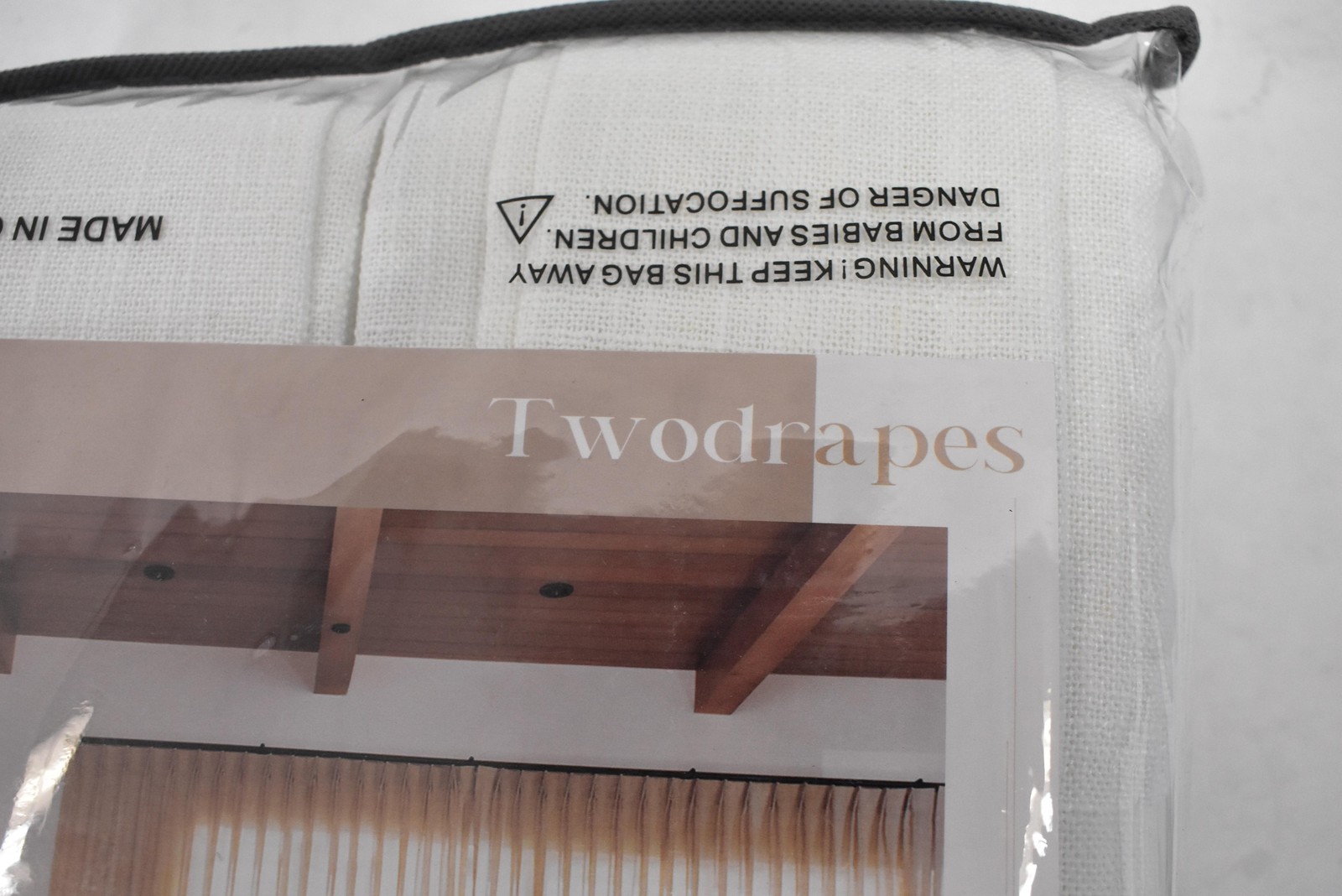 Twodrapes Pinch Pleated Memory Trained Linen Curtains Beige White 40″x120″ Set
