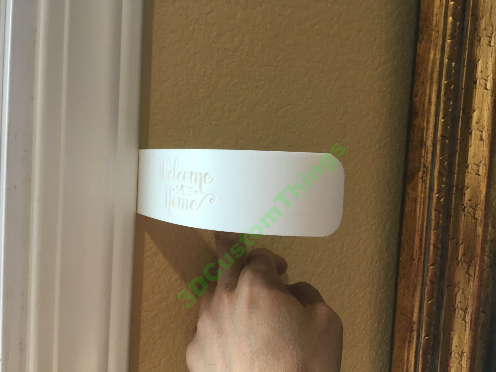 Curtain Tieback – no Holes needed